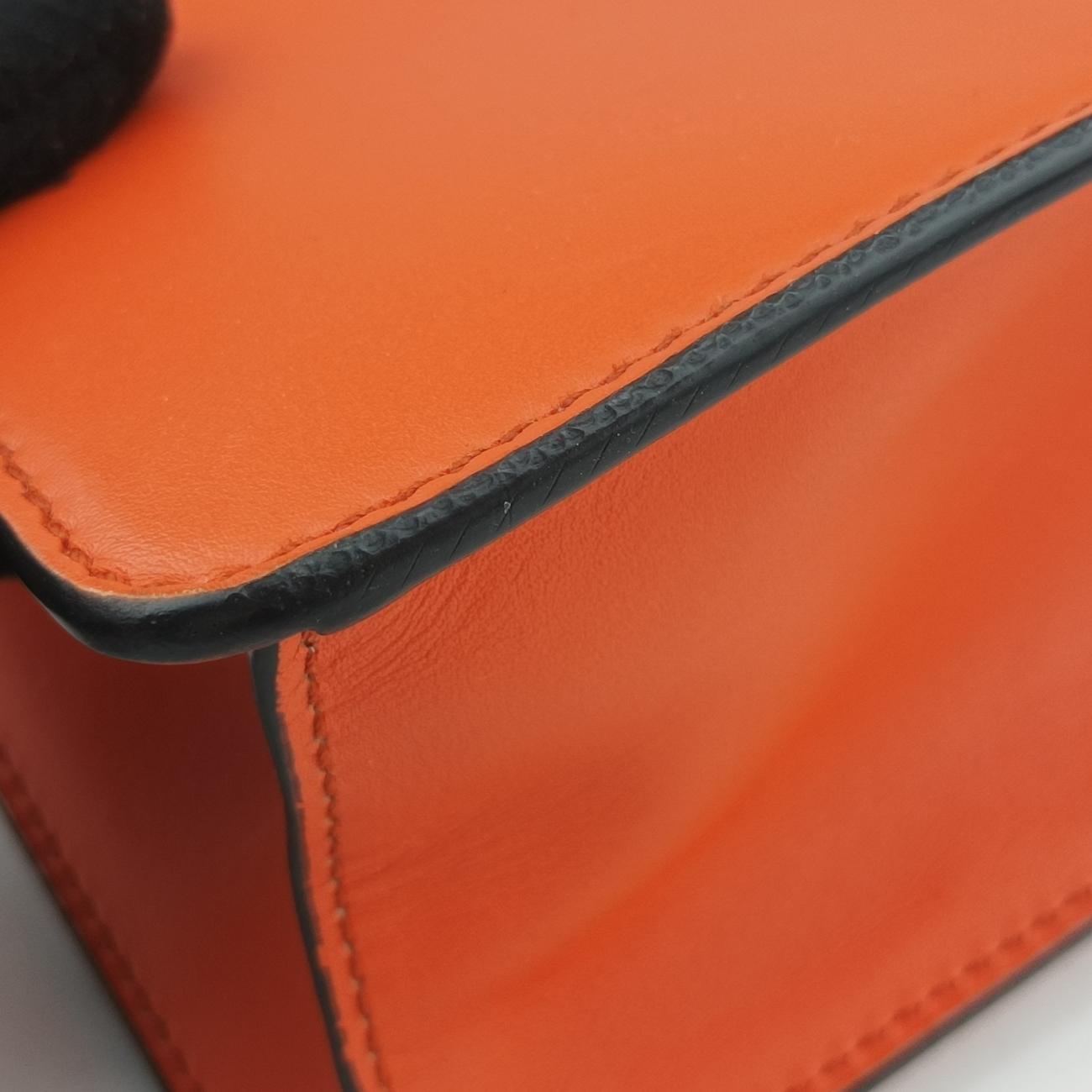 Secondhand Gucci Sylvie Orange x Red x Navy Leather 421882 shoulderbag | stylenewstar