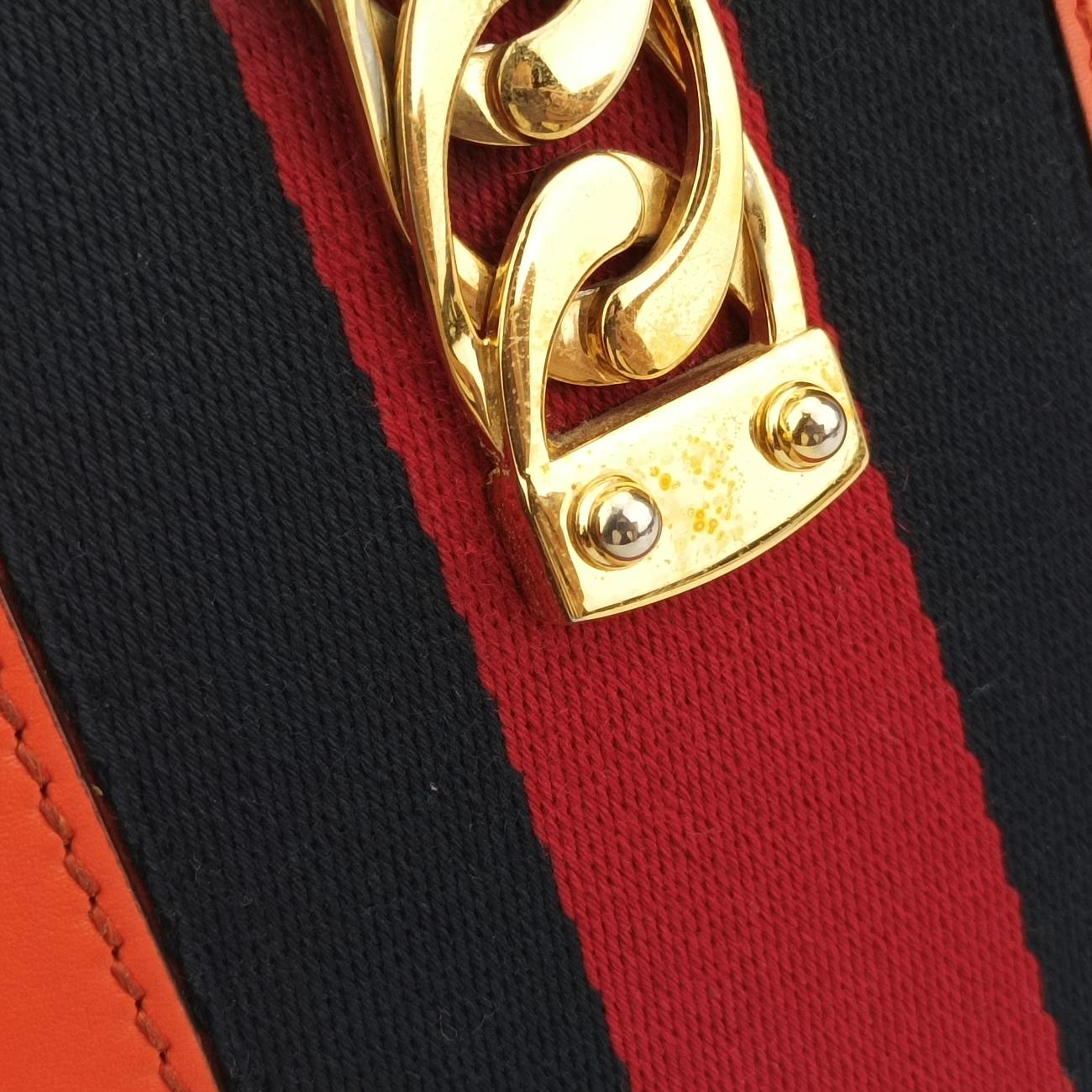 Secondhand Gucci Sylvie Orange x Red x Navy Leather 421882 shoulderbag | stylenewstar
