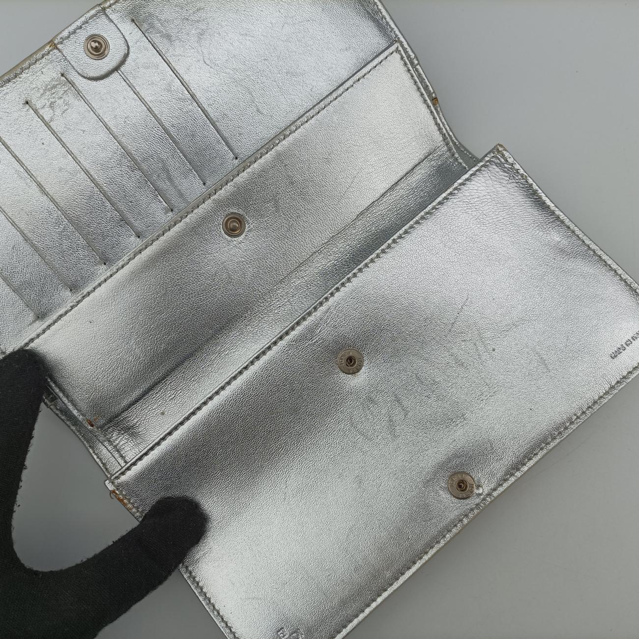 Pre-owned Fendi Embossed Logo Silver Canvas 8M0219 shoulderbag | stylenewstar