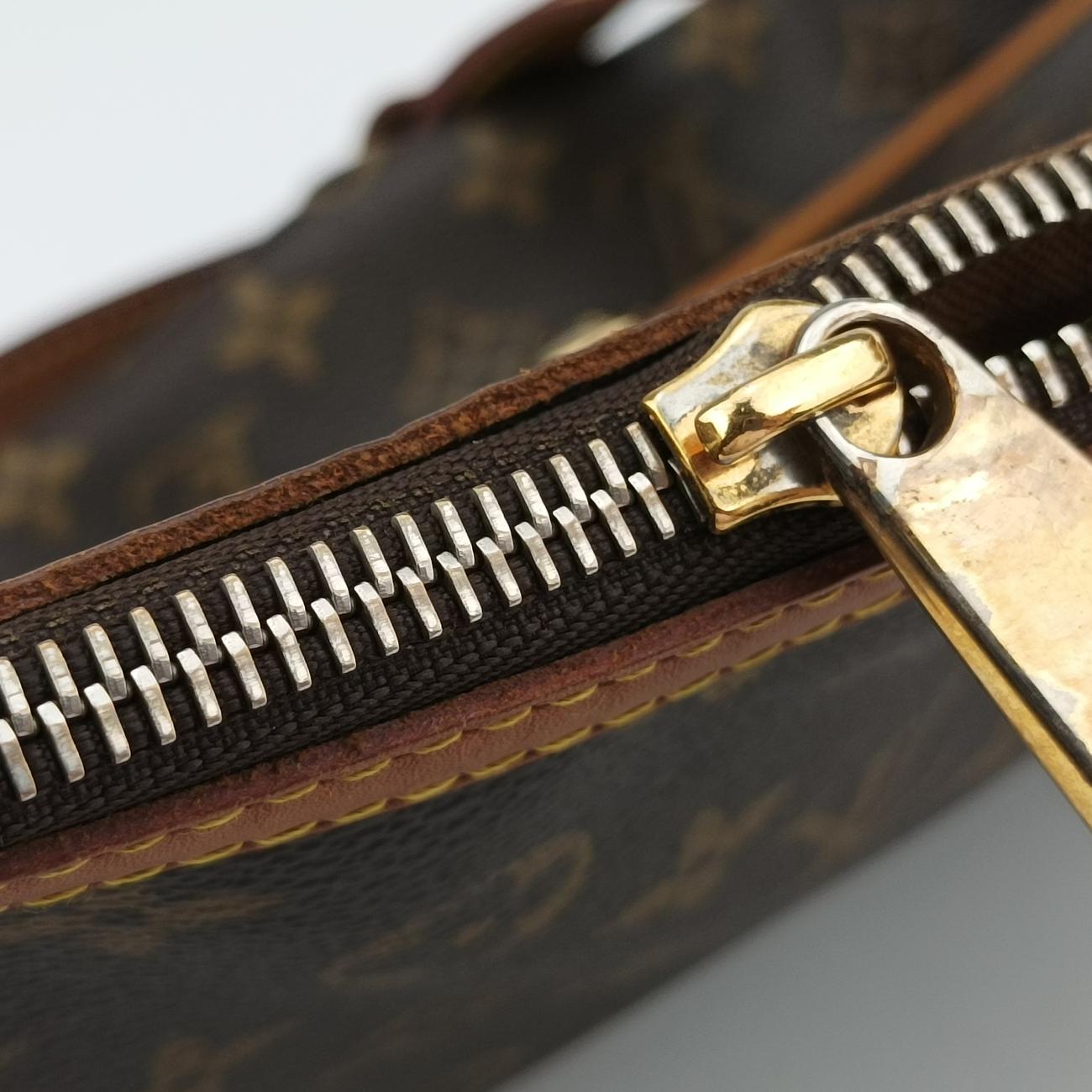 Pre-owned Louis Vuitton TULUM GM Brown Monogram Canvas M40075 crossbodybag | stylenewstar