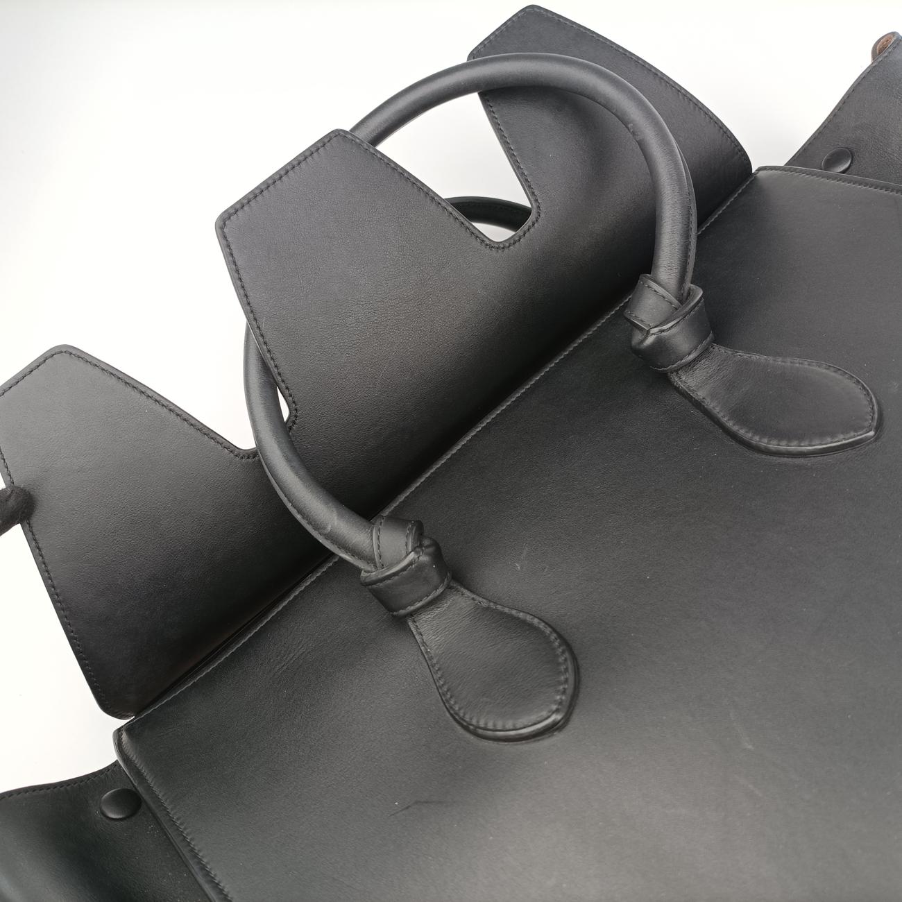 Pre-owned Celine TIE Black Leather  handbag | stylenewstar