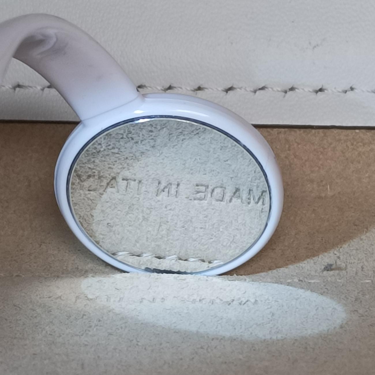 Pre-owned Fendi Sunshine White Leather 8BH394 handbag | stylenewstar