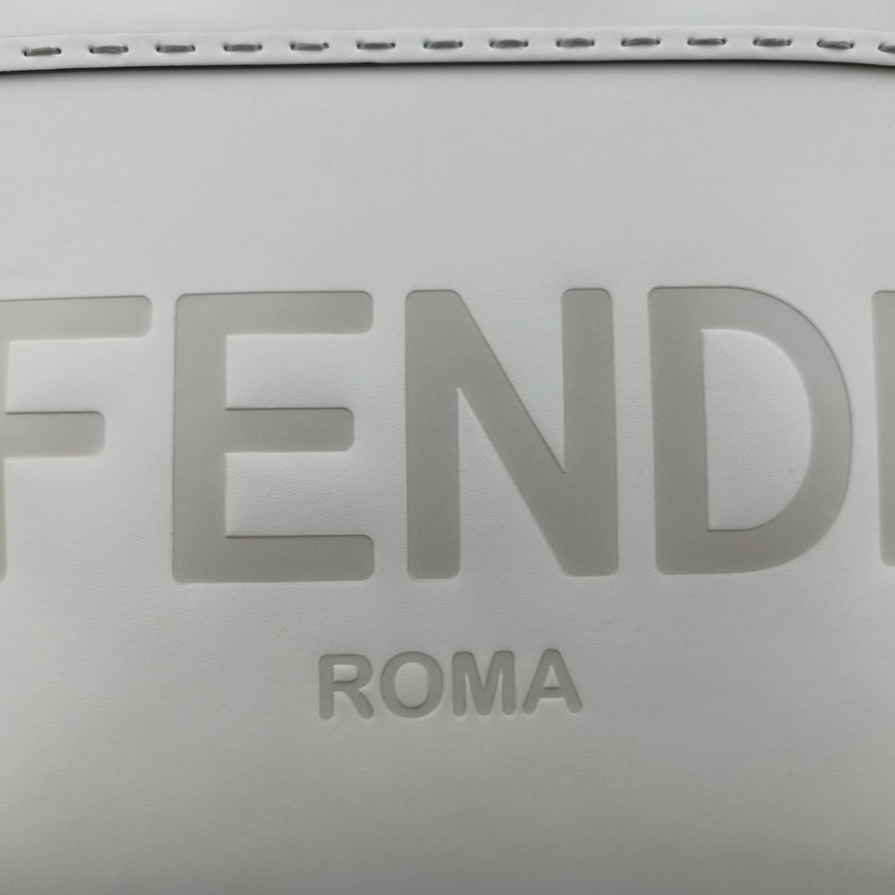 Pre-owned Fendi Sunshine White Leather 8BH394 handbag | stylenewstar