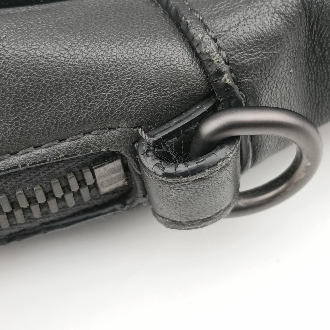 Vintage Bottega Veneta Intrecciato Grey Lambskin  shoulderbag | stylenewstar