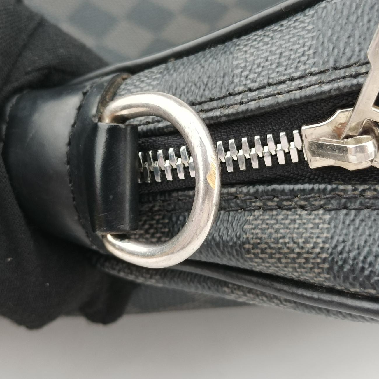 Vintage Louis Vuitton Porte Documents Voyage PM Noir Damier Graphite N41478 handbag | stylenewstar