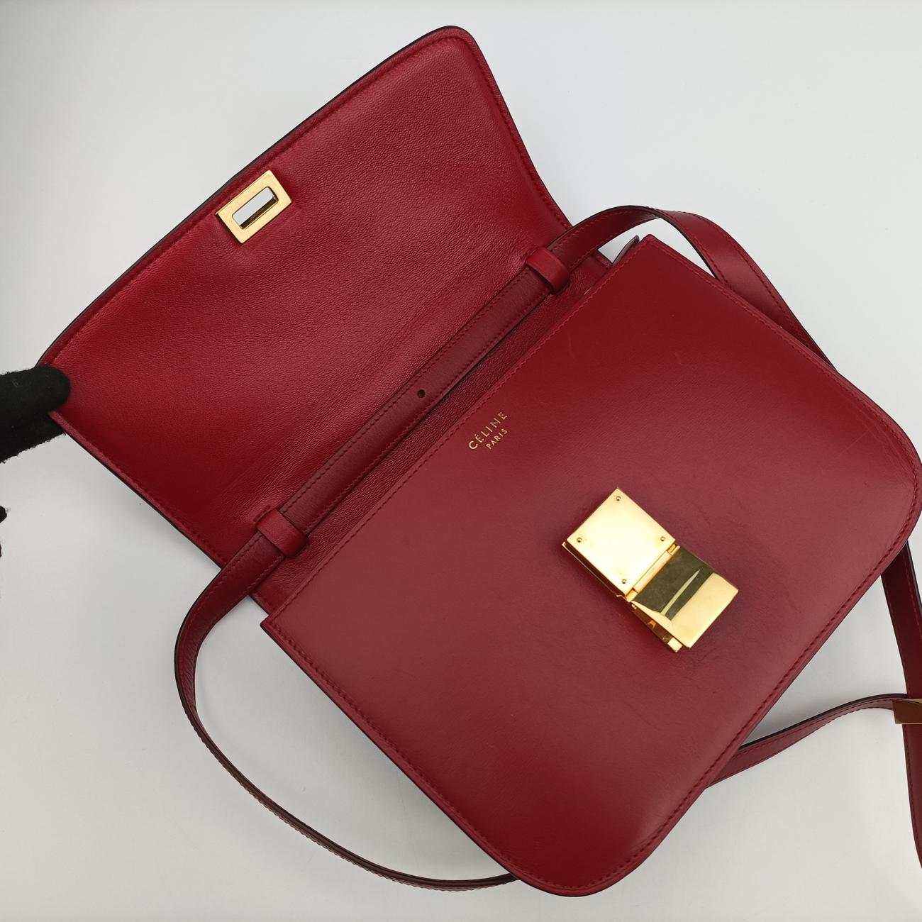 Secondhand Celine Classic Box Red Leather  shoulderbag | stylenewstar