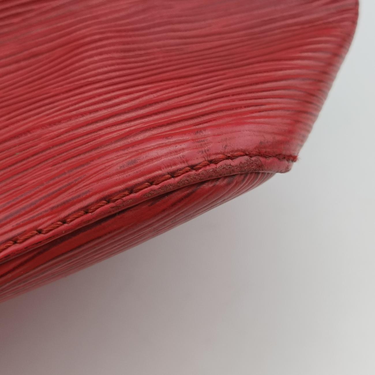 Pre-owned Louis Vuitton Noé Castilian Red Epi M44007 shoulderbag | stylenewstar