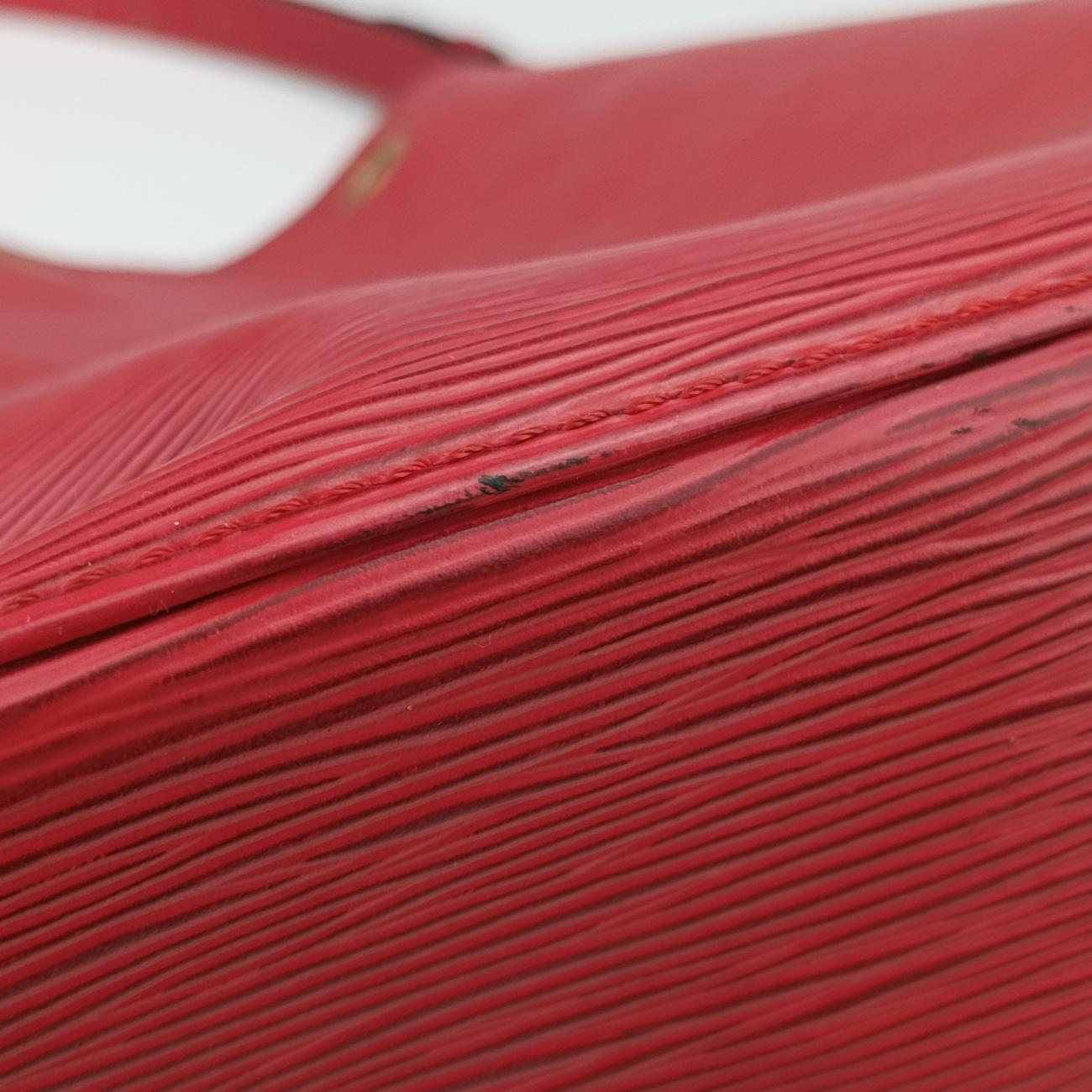 Pre-owned Louis Vuitton Noé Castilian Red Epi M44007 shoulderbag | stylenewstar