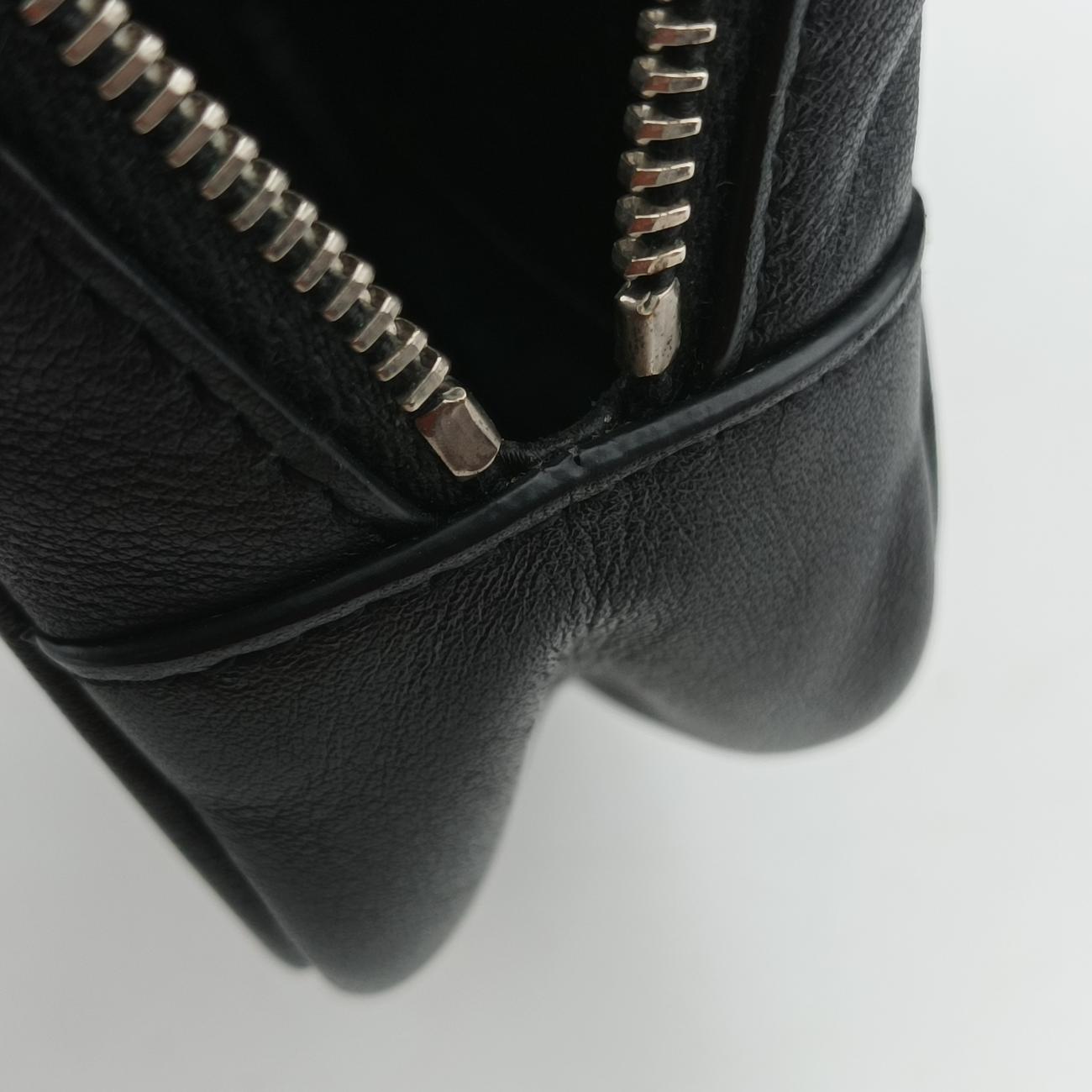 Pre-owned Yves Saint Laurent Monogram Blogger Black Leather 425317 shoulderbag | stylenewstar