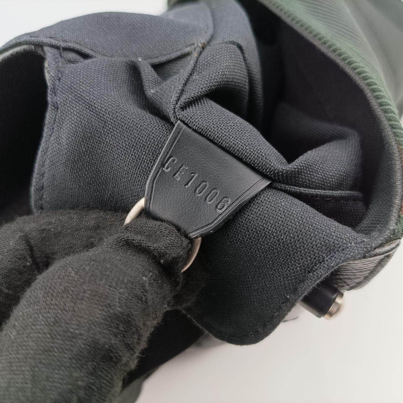 Pre-owned Louis Vuitton Messenger Ardoise Black Taiga M30162 shoulderbag | stylenewstar