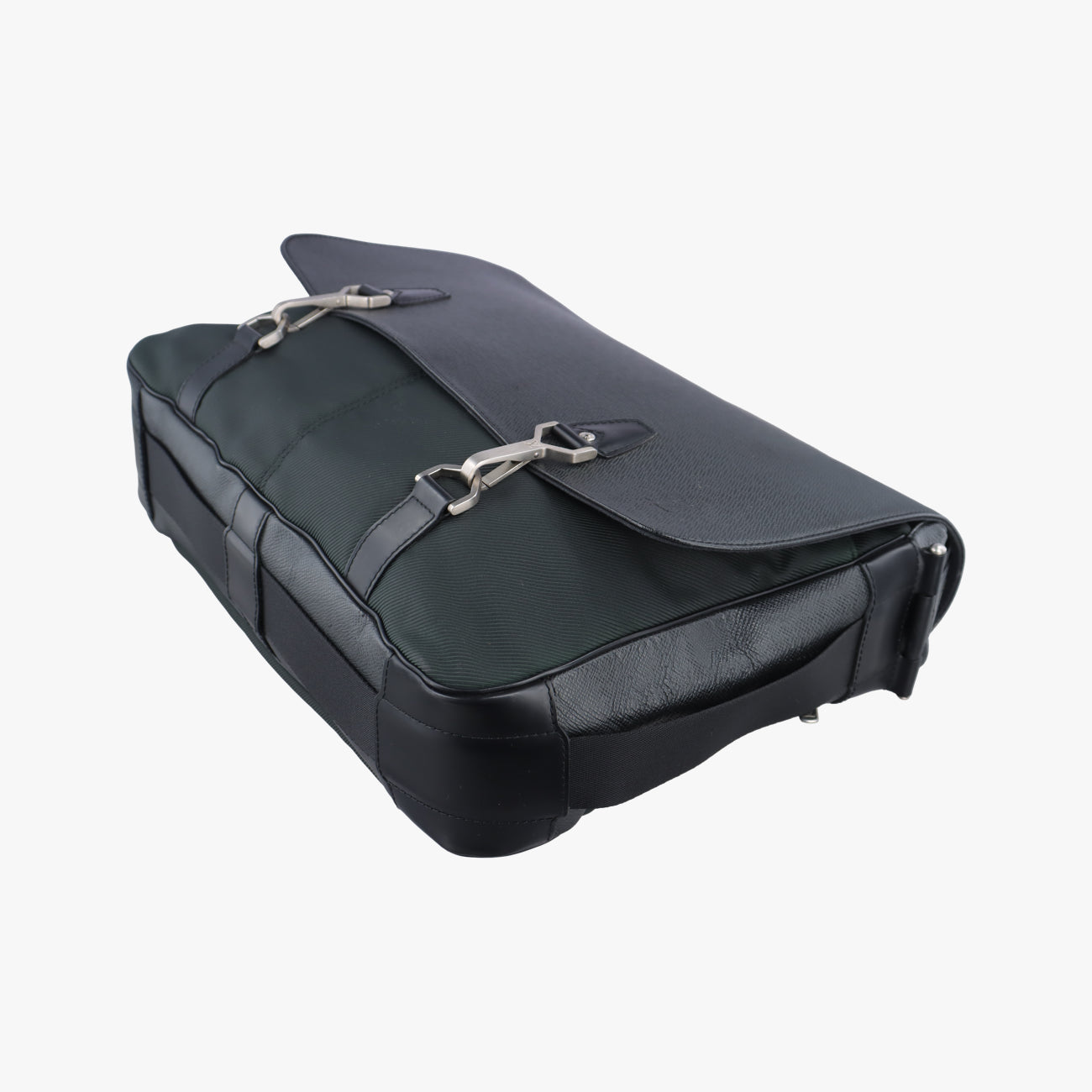 Pre-owned Louis Vuitton Messenger Ardoise Black Taiga M30162 shoulderbag | stylenewstar