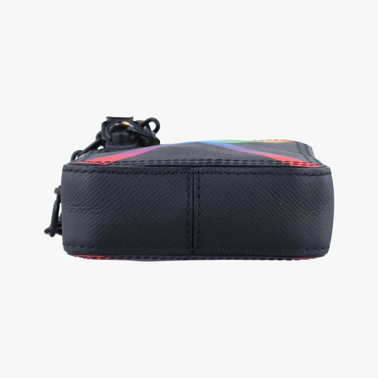 Vintage Louis Vuitton Danube Messenger black×multicolor Taiga M30332 shoulderbag | stylenewstar