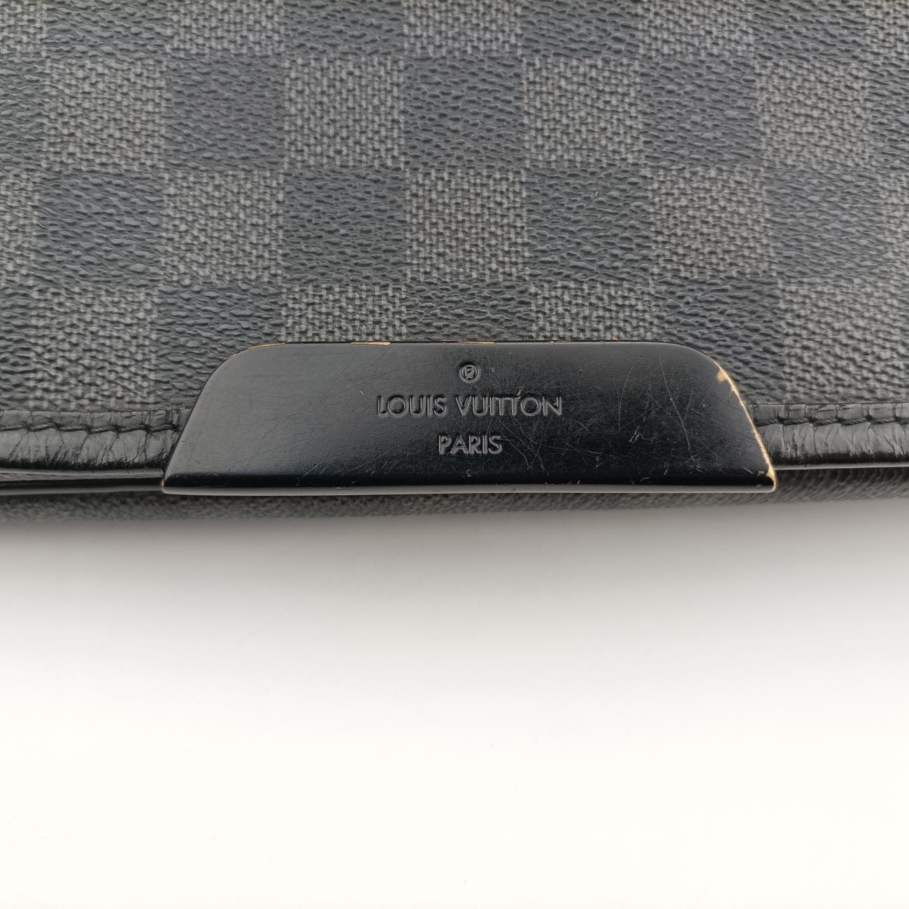 Pre-owned Louis Vuitton DANIEL MM Noir Damier Graphite N58029 shoulderbag | stylenewstar