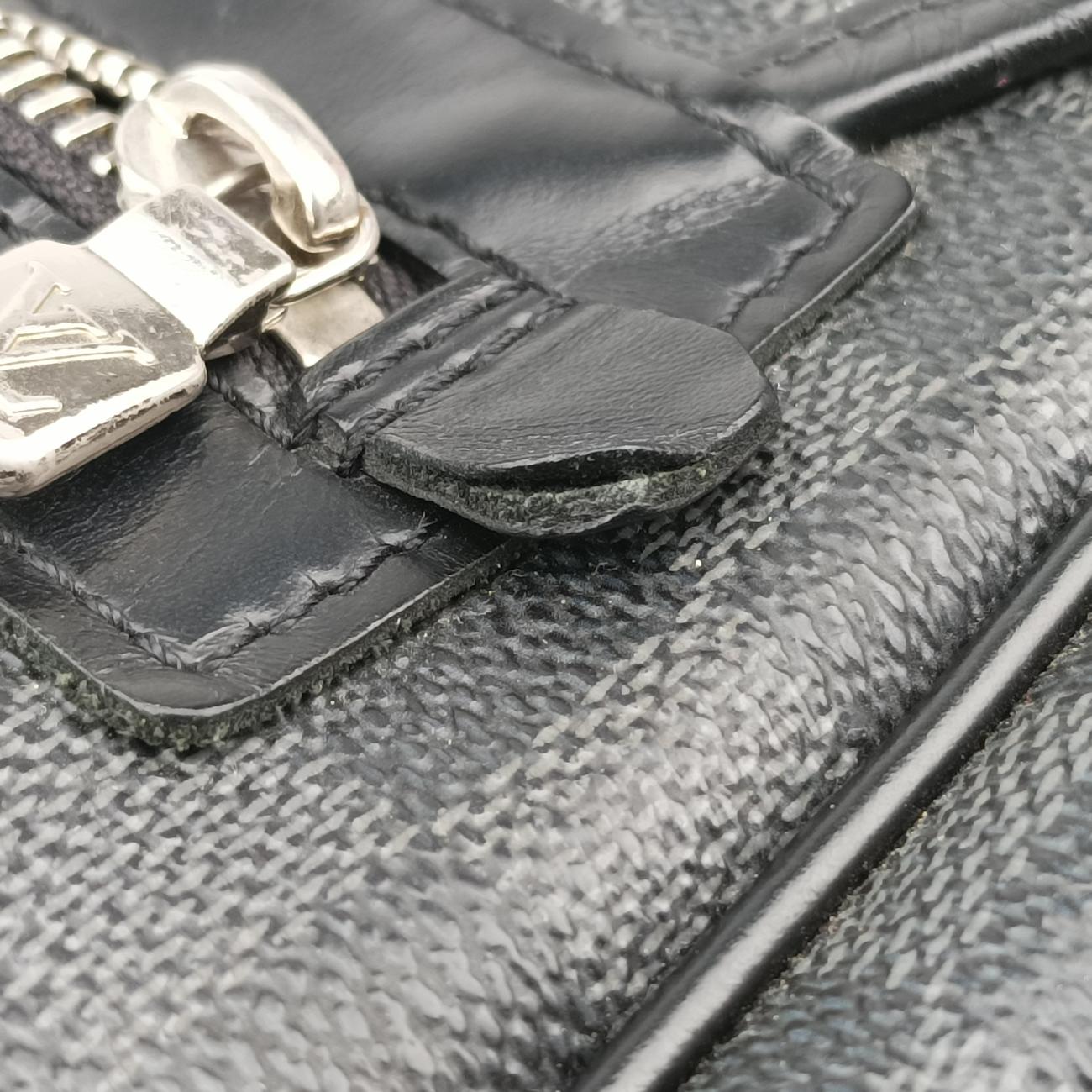 Pre-owned Louis Vuitton DANIEL MM Noir Damier Graphite N58029 shoulderbag | stylenewstar