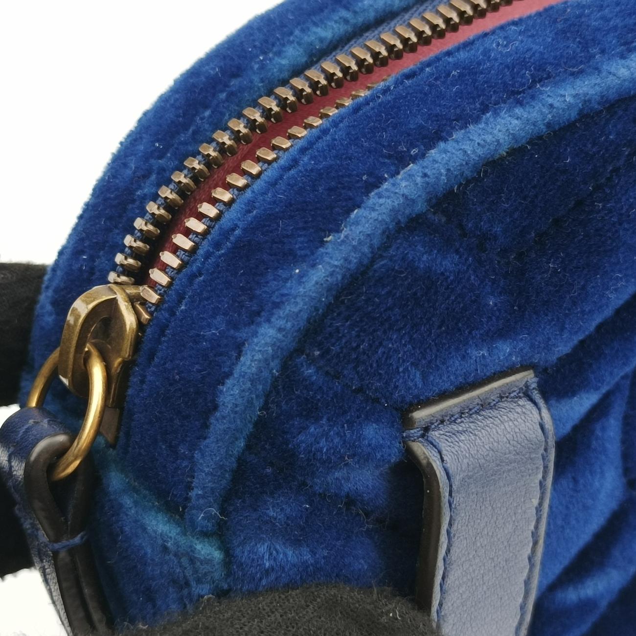 Pre-owned Gucci GG Marmont Blue velour 476434 bum bag/waist bag | stylenewstar