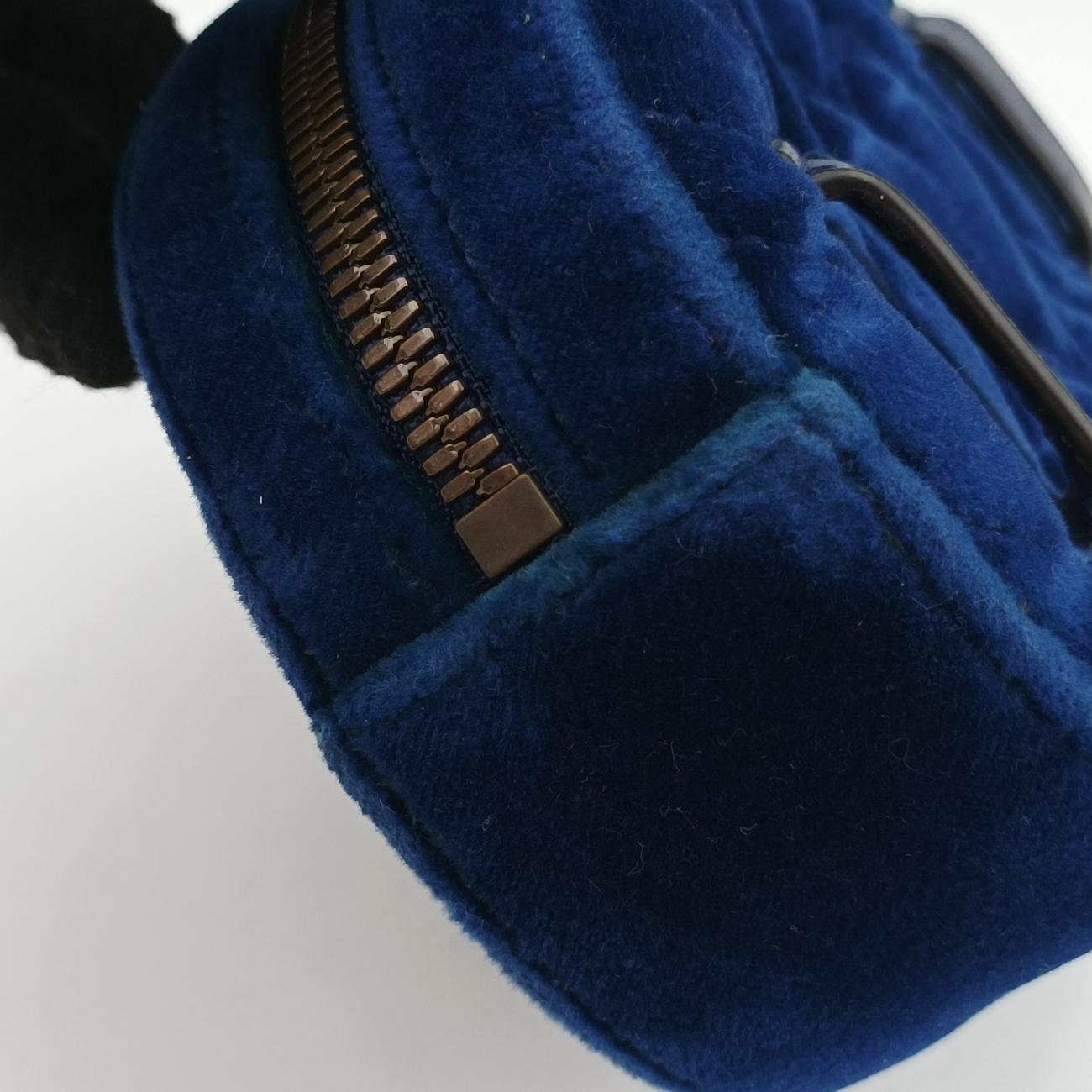 Pre-owned Gucci GG Marmont Blue velour 476434 bum bag/waist bag | stylenewstar
