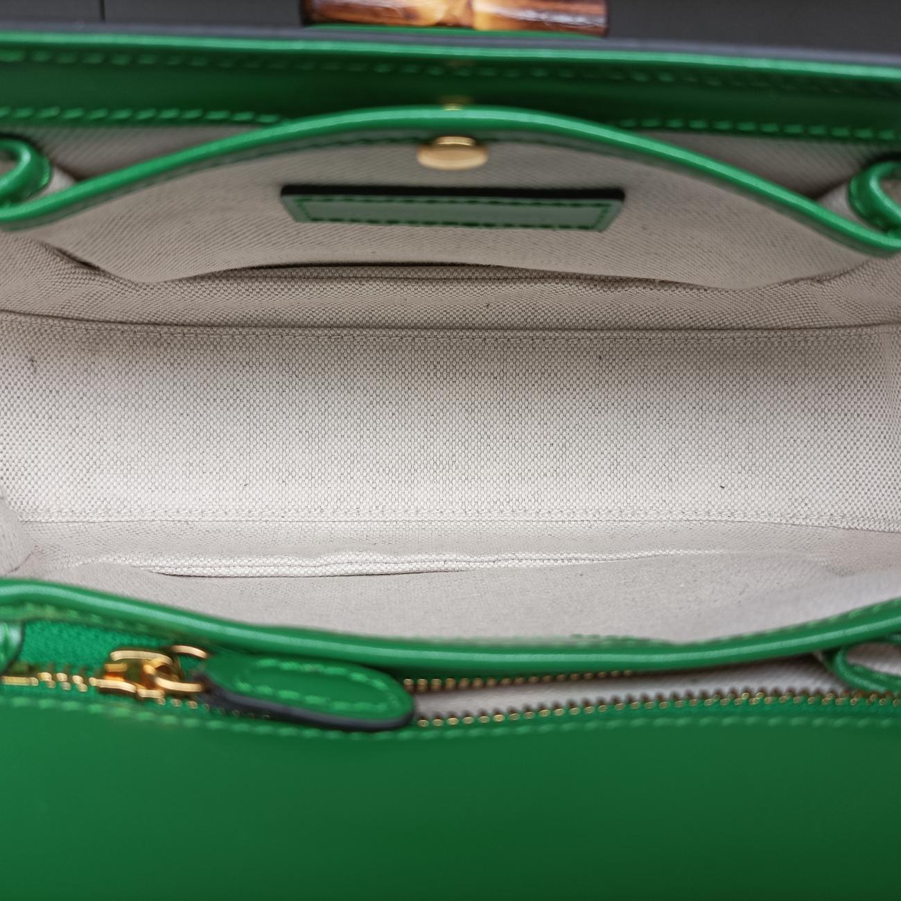 Pre-owned Gucci New Bamboo Green Leather 675797 shoulderbag | stylenewstar