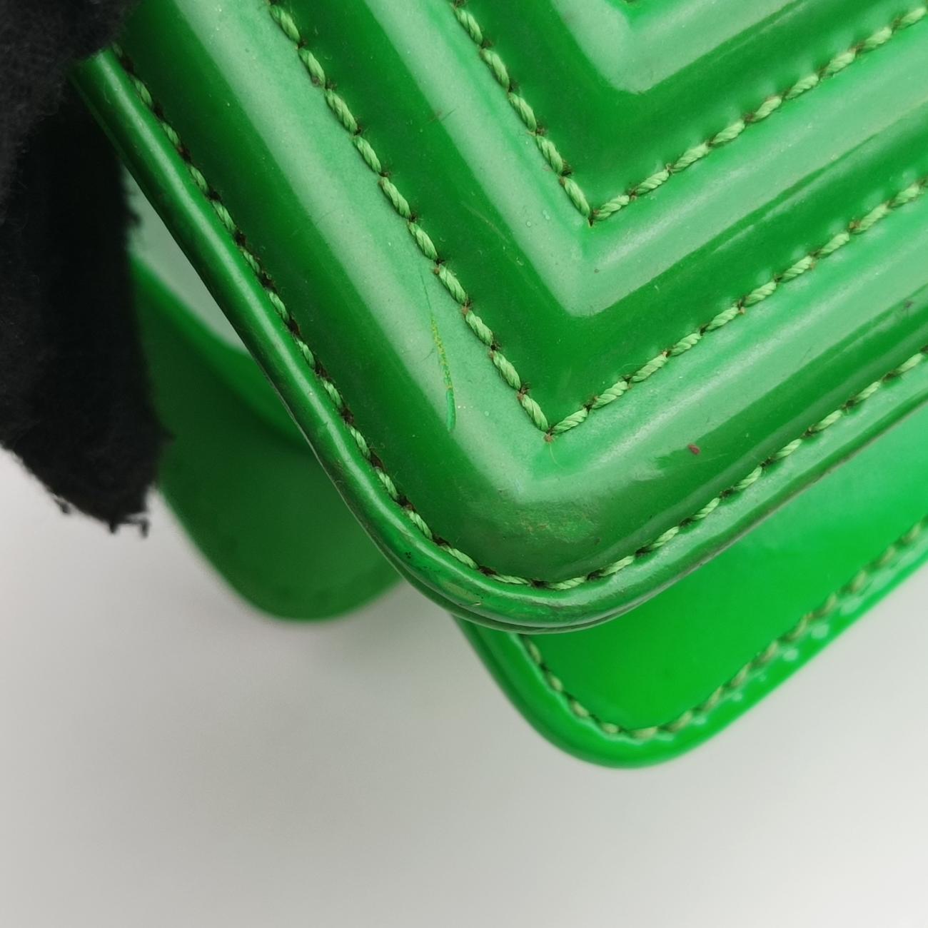 Pre-owned Chanel BOY CHANEL Green Patent Leather A67085 shoulderbag | stylenewstar