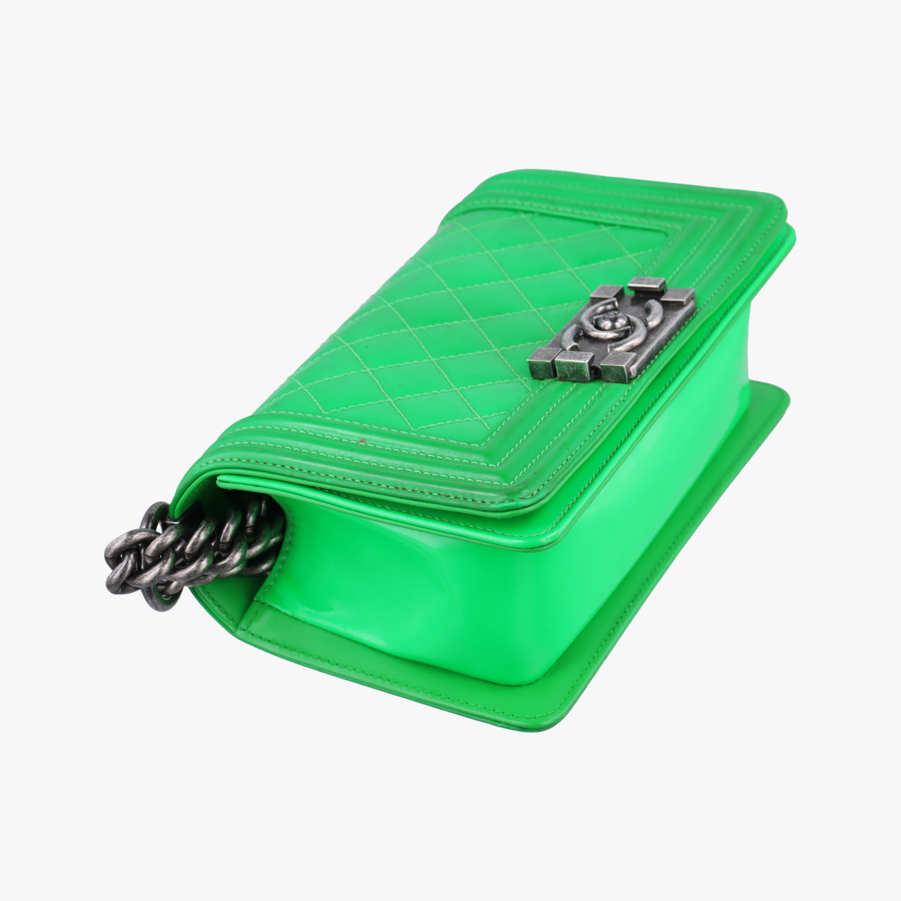 Pre-owned Chanel BOY CHANEL Green Patent Leather A67085 shoulderbag | stylenewstar