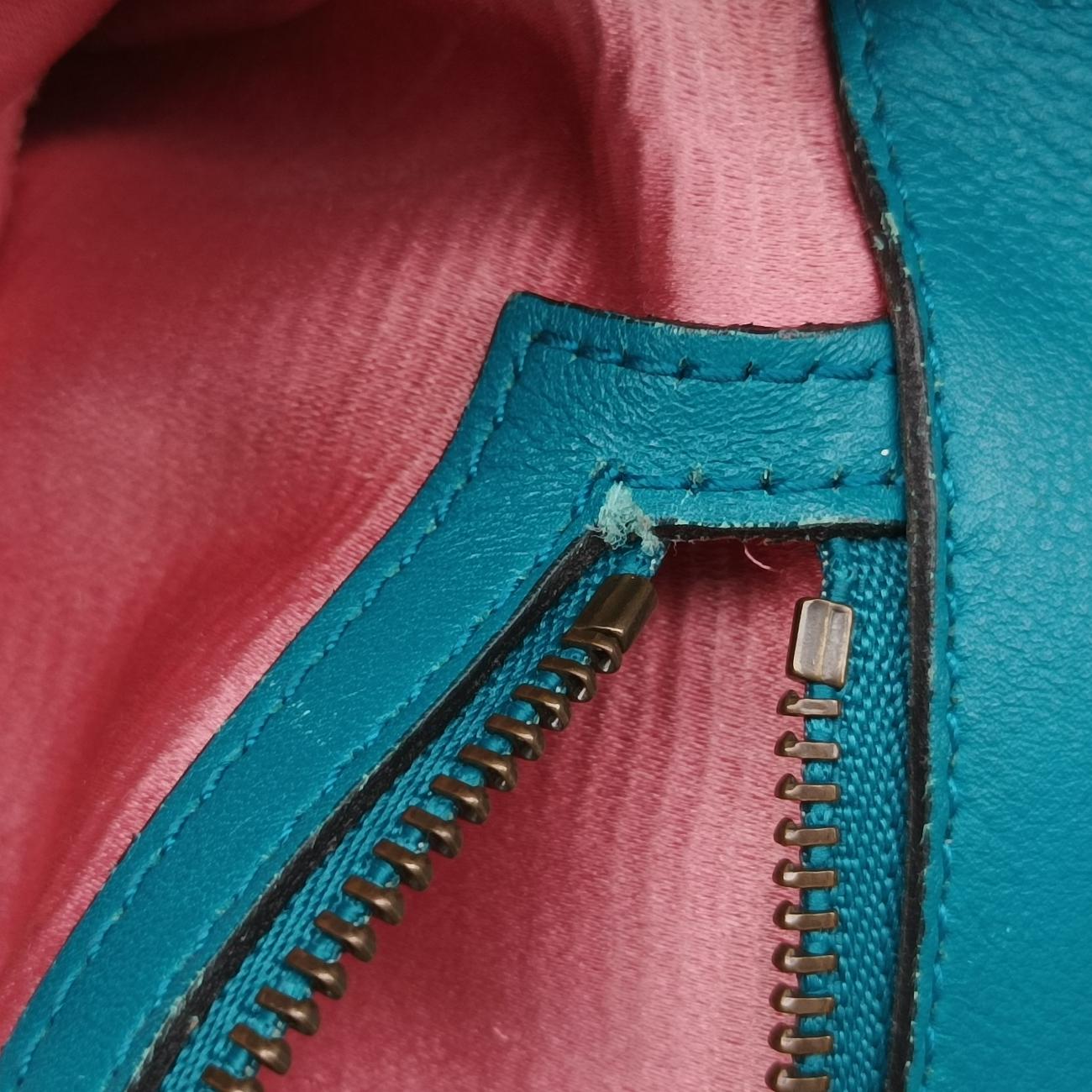 Pre-owned Gucci GG Marmont Blue velour 443497 shoulderbag | stylenewstar