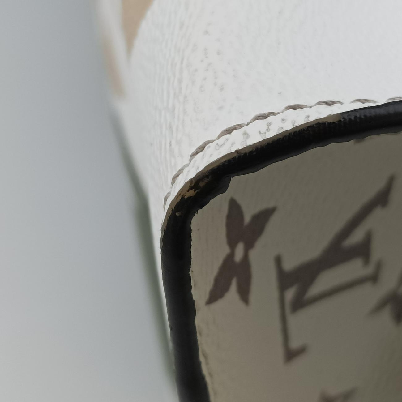 Pre-owned Louis Vuitton On The Go GM CREME×Green×Multicolor Monogram Giant M44571 shoulderbag | stylenewstar