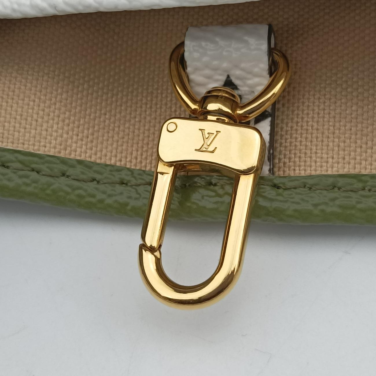 Pre-owned Louis Vuitton On The Go GM CREME×Green×Multicolor Monogram Giant M44571 shoulderbag | stylenewstar