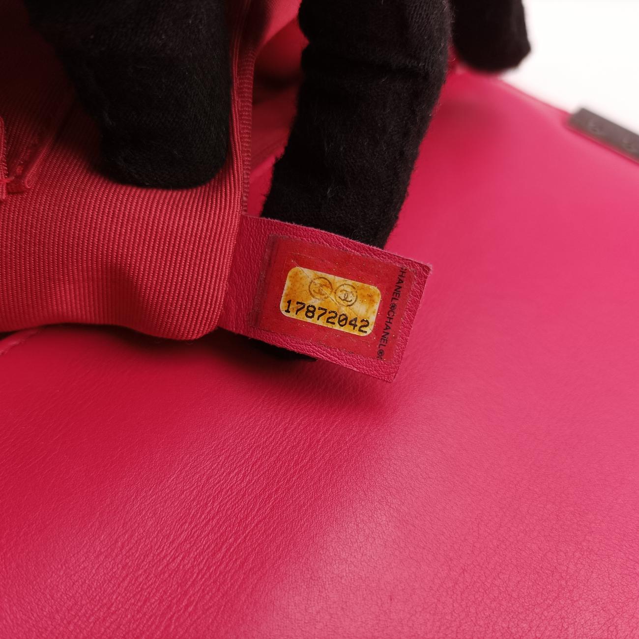 Secondhand Chanel BOY CHANEL Pink Patent A67087 shoulderbag | stylenewstar