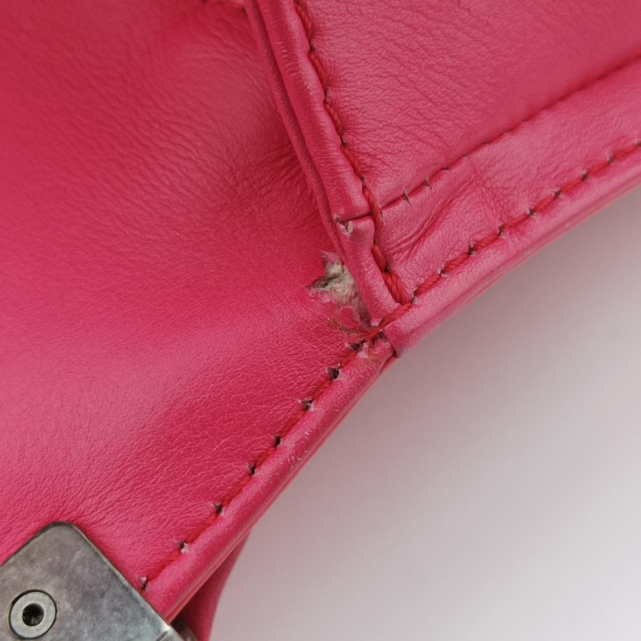 Secondhand Chanel BOY CHANEL Pink Patent A67087 shoulderbag | stylenewstar