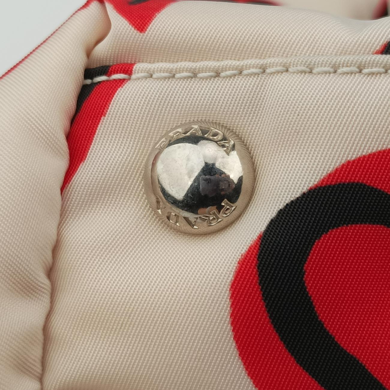 Pre-owned Prada Heart Pattern White× Red× black Nylon  shoulderbag | stylenewstar