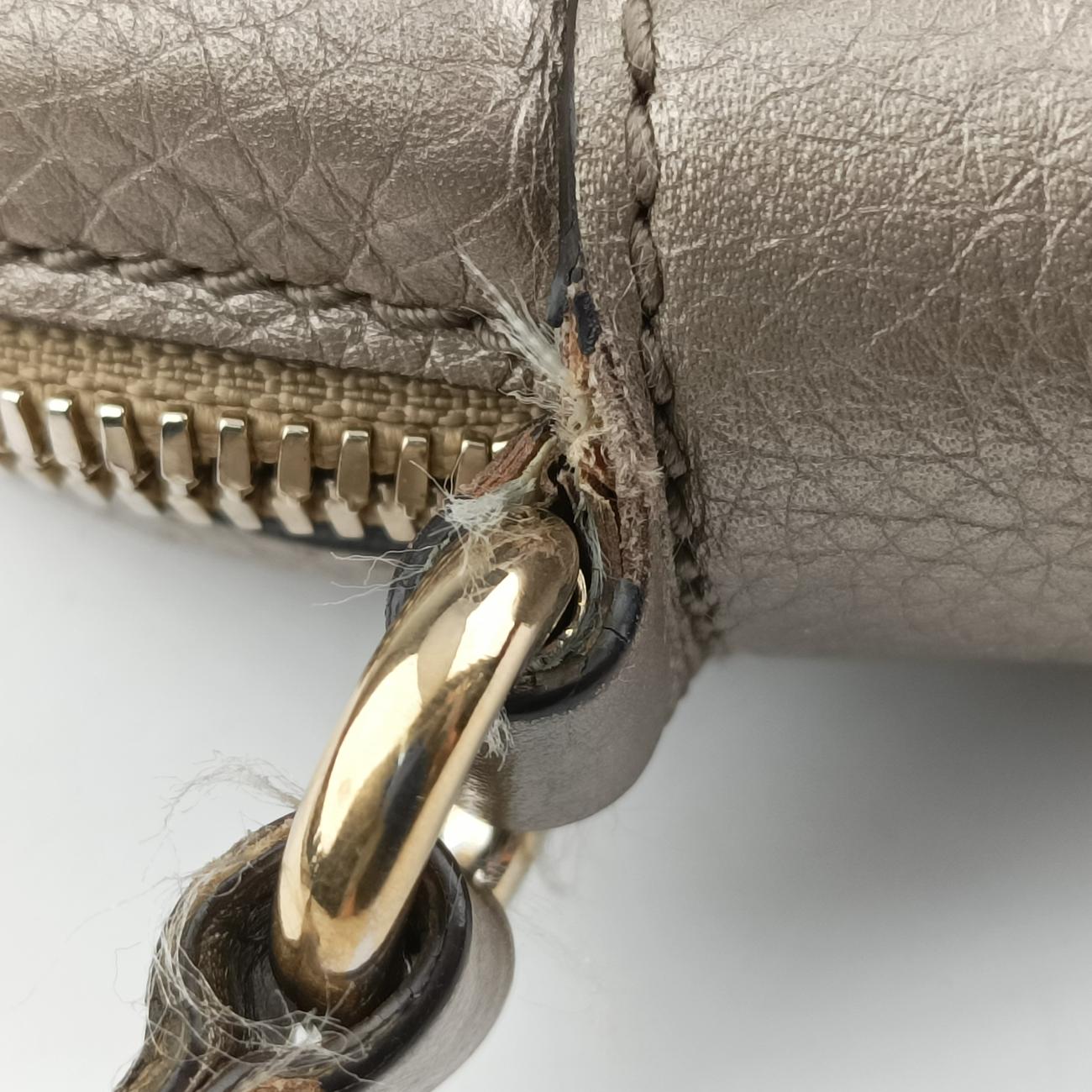 Pre-owned Gucci Soho Golden Leather 308364 shoulderbag | stylenewstar