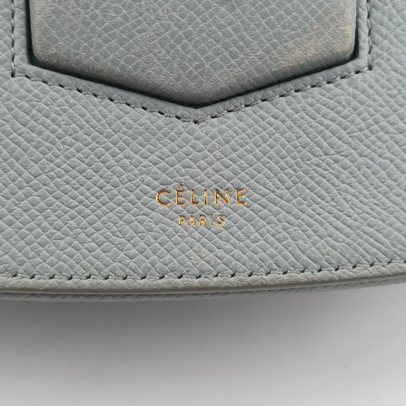 Secondhand Celine TROTTEUR Compact Grey Leather  shoulderbag | stylenewstar