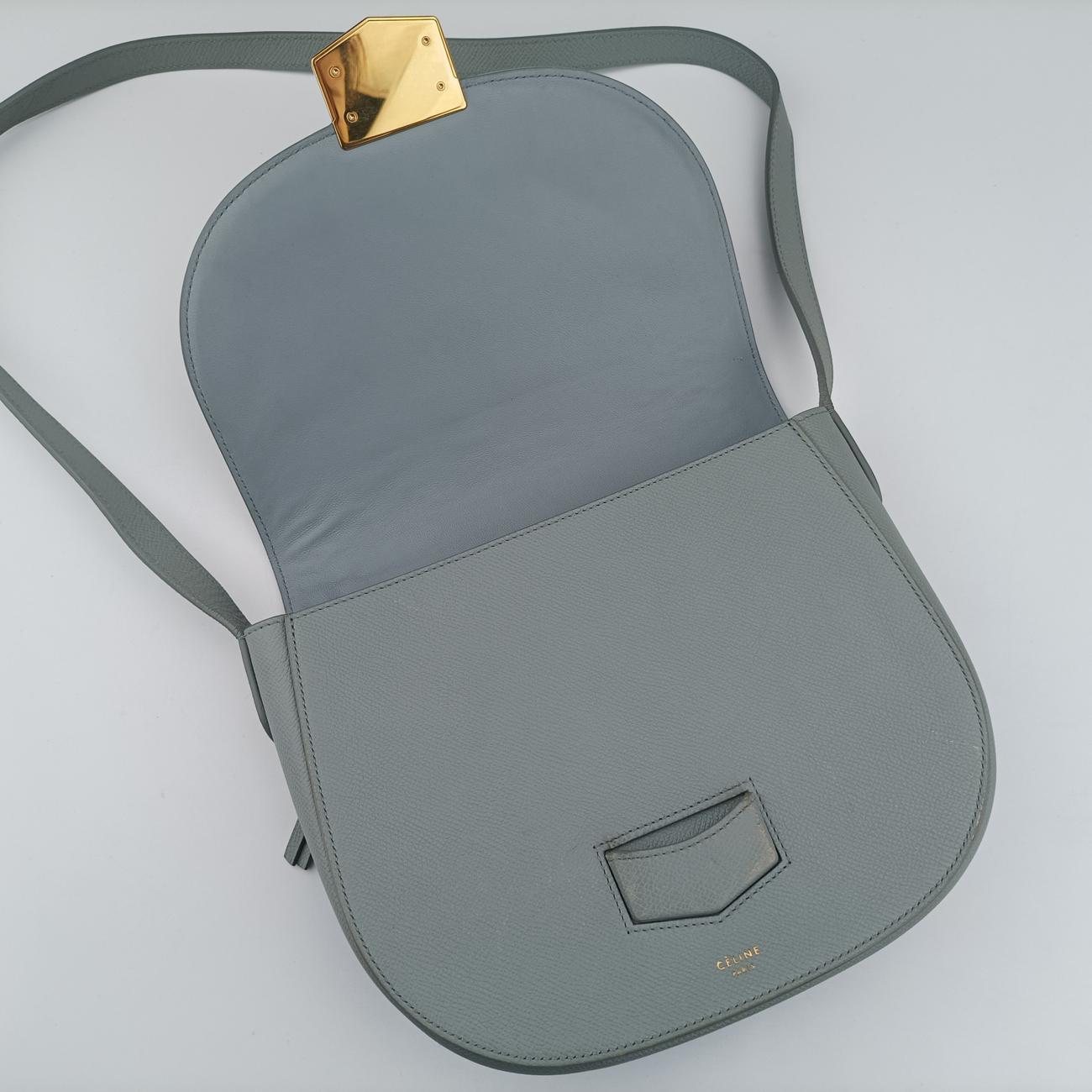 Secondhand Celine TROTTEUR Compact Grey Leather  shoulderbag | stylenewstar