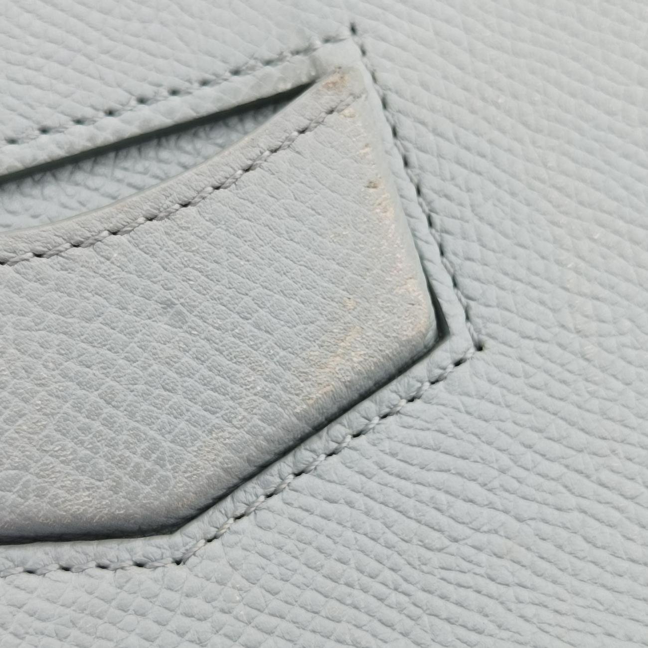 Secondhand Celine TROTTEUR Compact Grey Leather  shoulderbag | stylenewstar