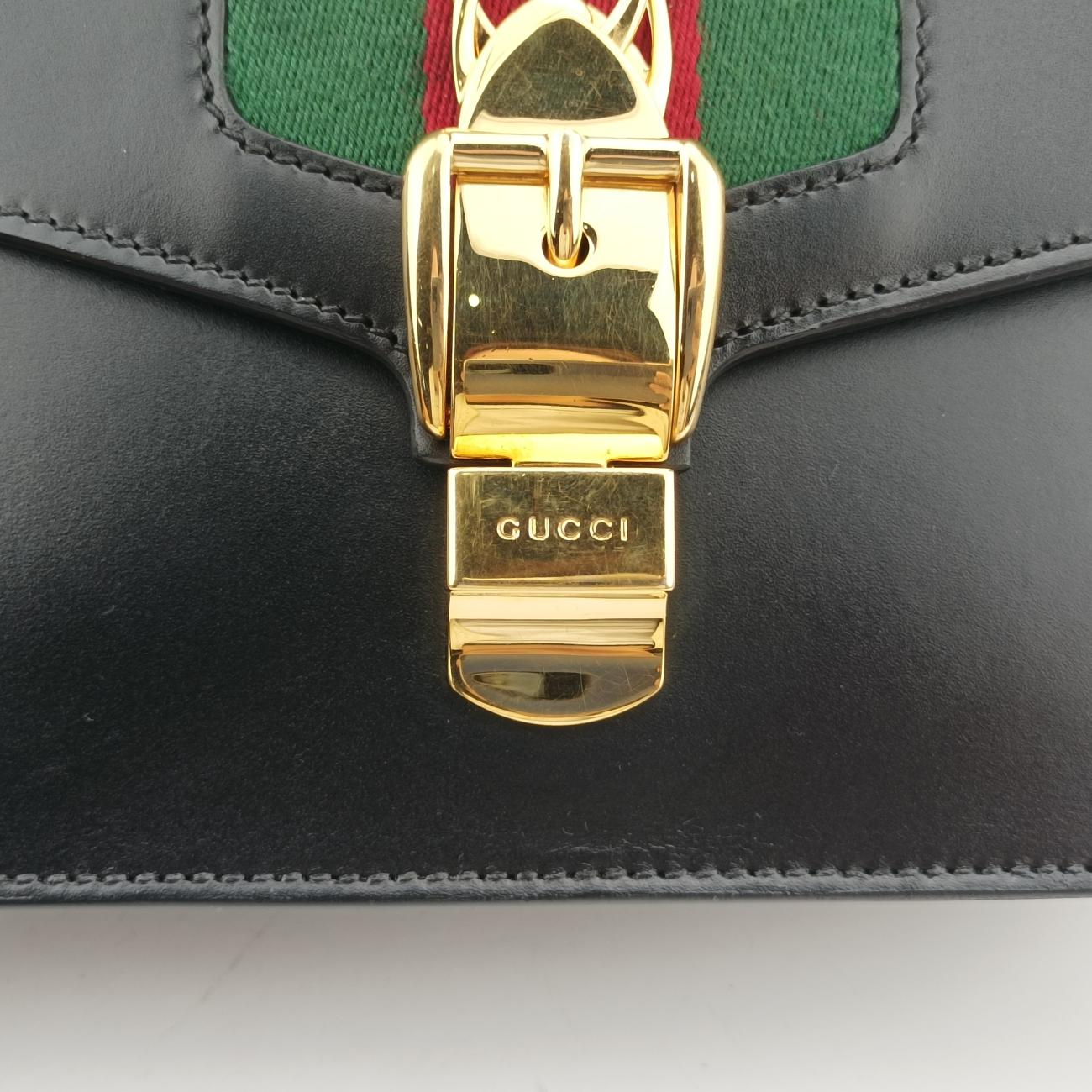 Pre-owned Gucci Sylvie Black×GREEN×RED Leather 421882 shoulderbag | stylenewstar