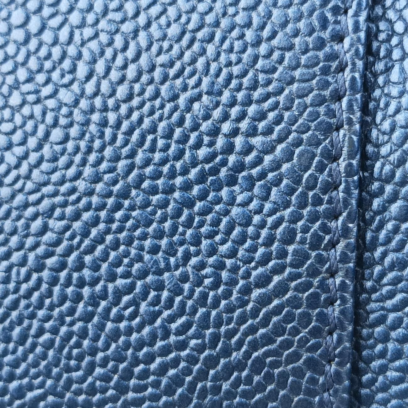 Pre-owned Chanel Matelasse Blue Caviar leather A67414 shoulderbag | stylenewstar