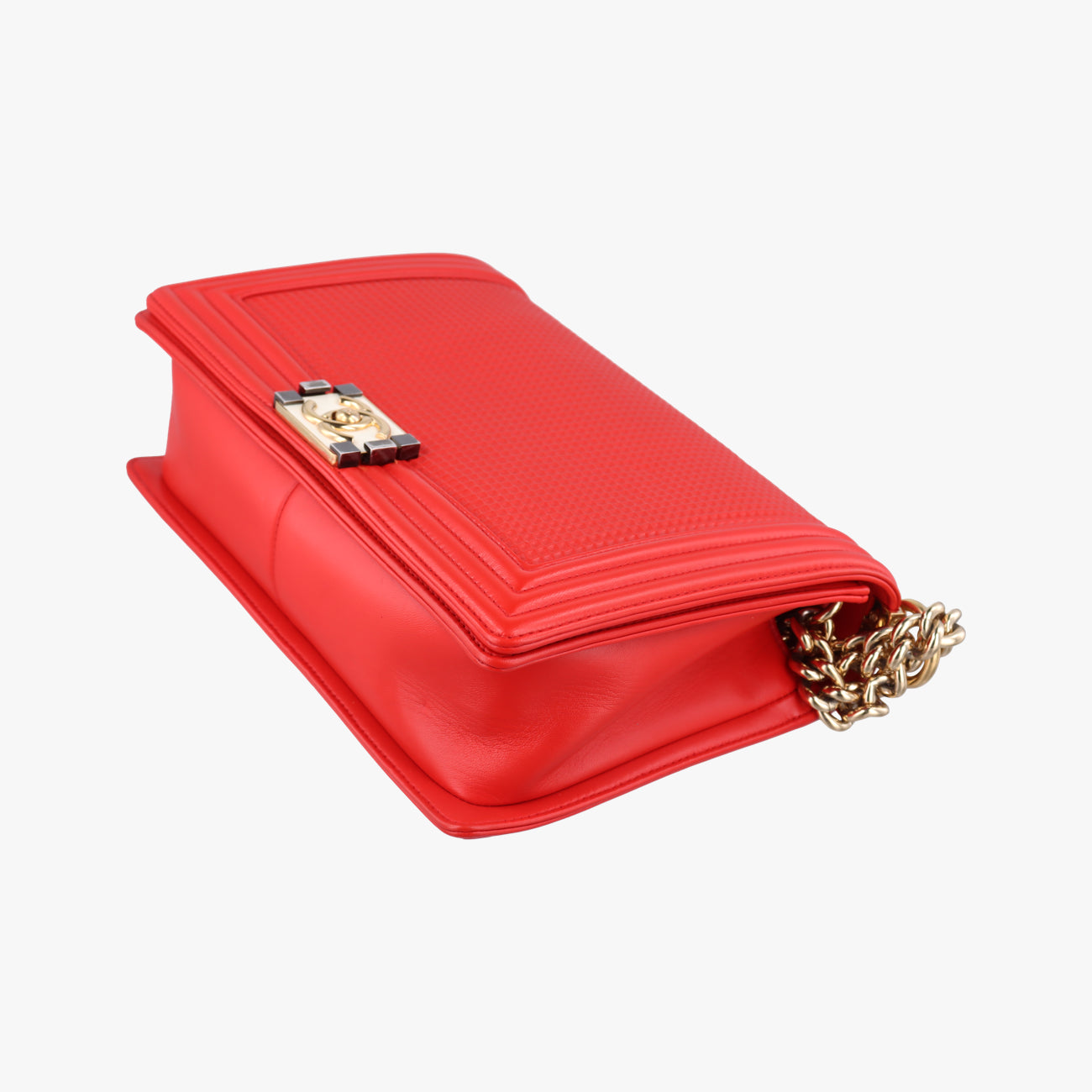 Secondhand Chanel BOY CHANEL Red lambskin A92096 shoulderbag | stylenewstar