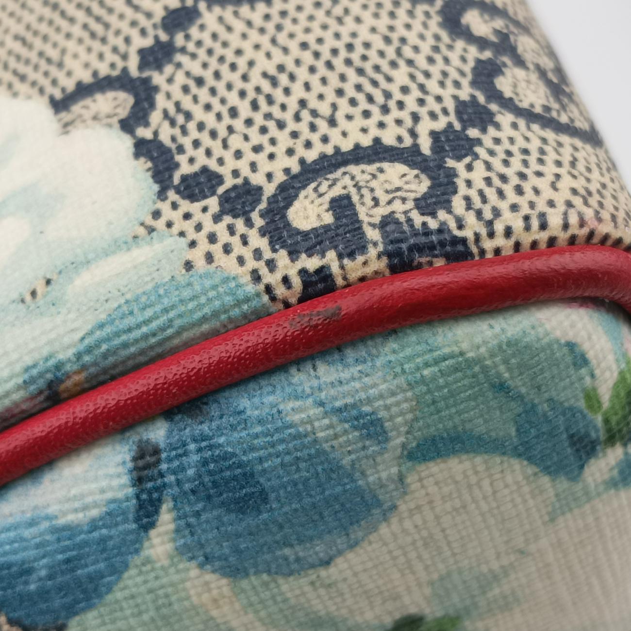 Pre-owned Gucci GG Blooms beige×Multicolour PVC coated canvas 546312 shoulderbag | stylenewstar