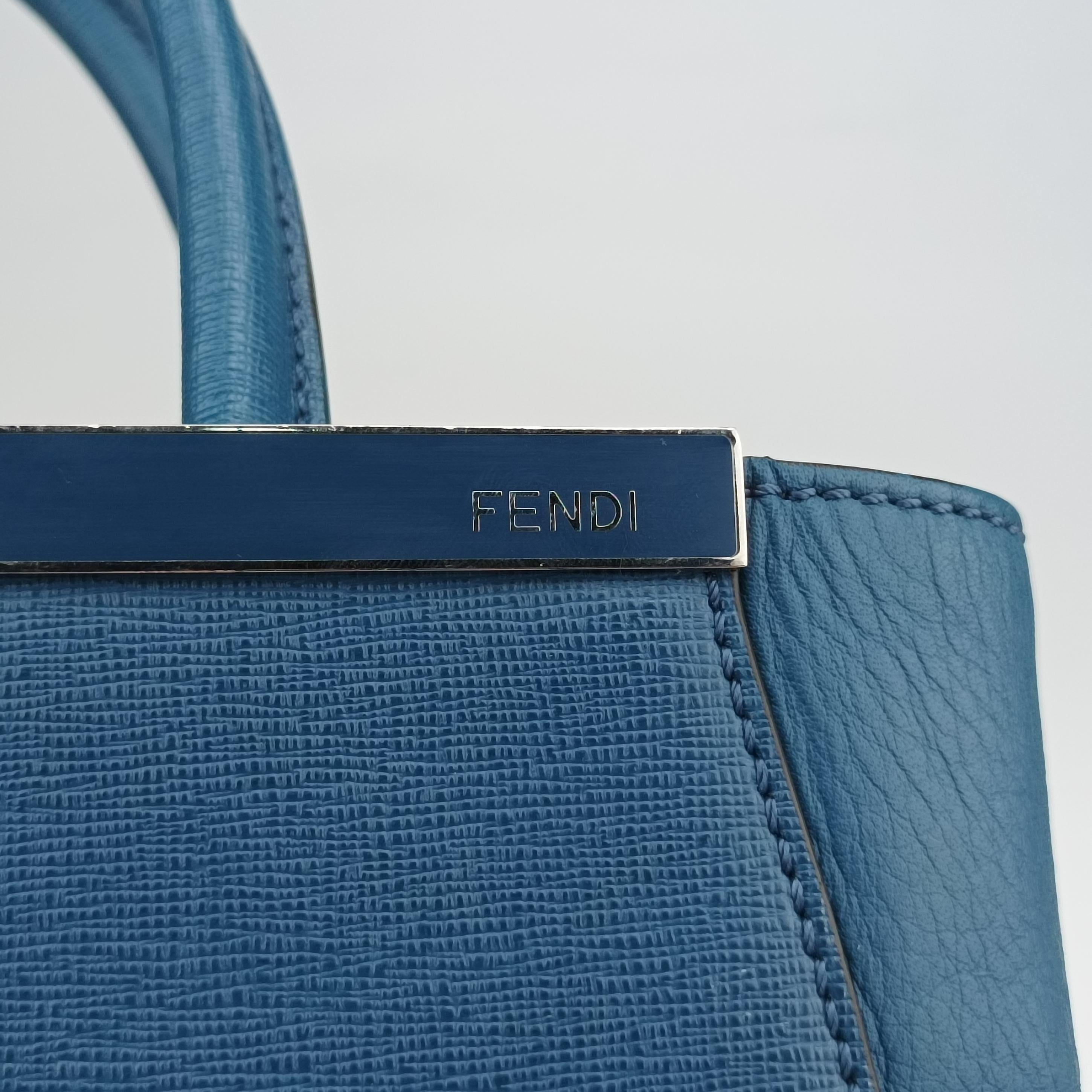 Pre-owned Fendi Petite 2 JOURS Blue Leather 8BH253 shoulderbag | stylenewstar