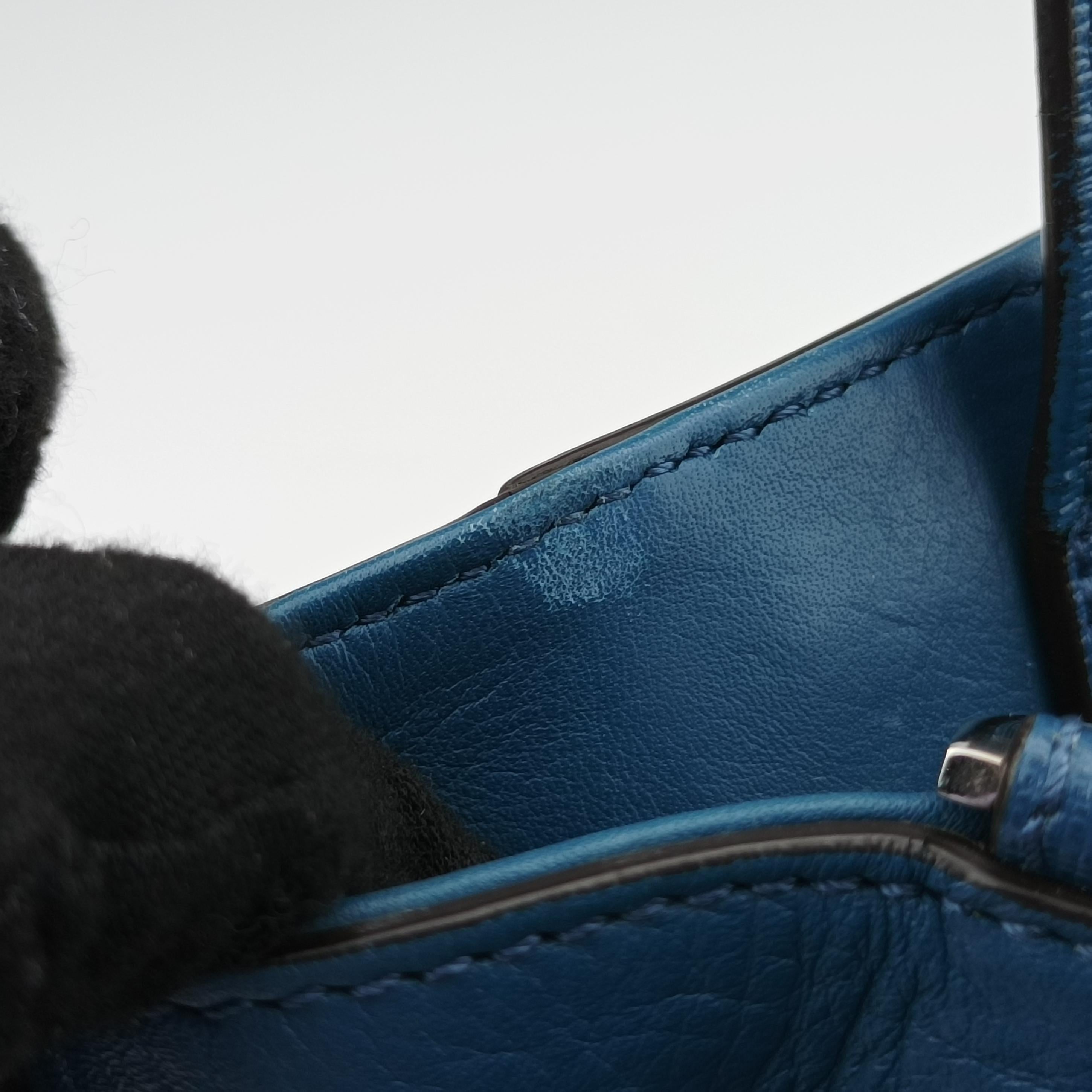 Pre-owned Fendi Petite 2 JOURS Blue Leather 8BH253 shoulderbag | stylenewstar