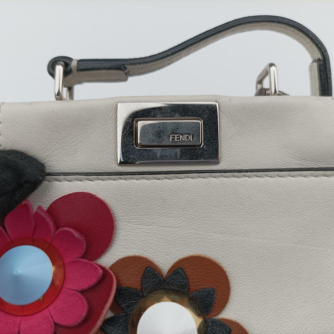 Secondhand Fendi Micro Peekaboo White×multicolor Leather 8M0355 shoulderbag | stylenewstar