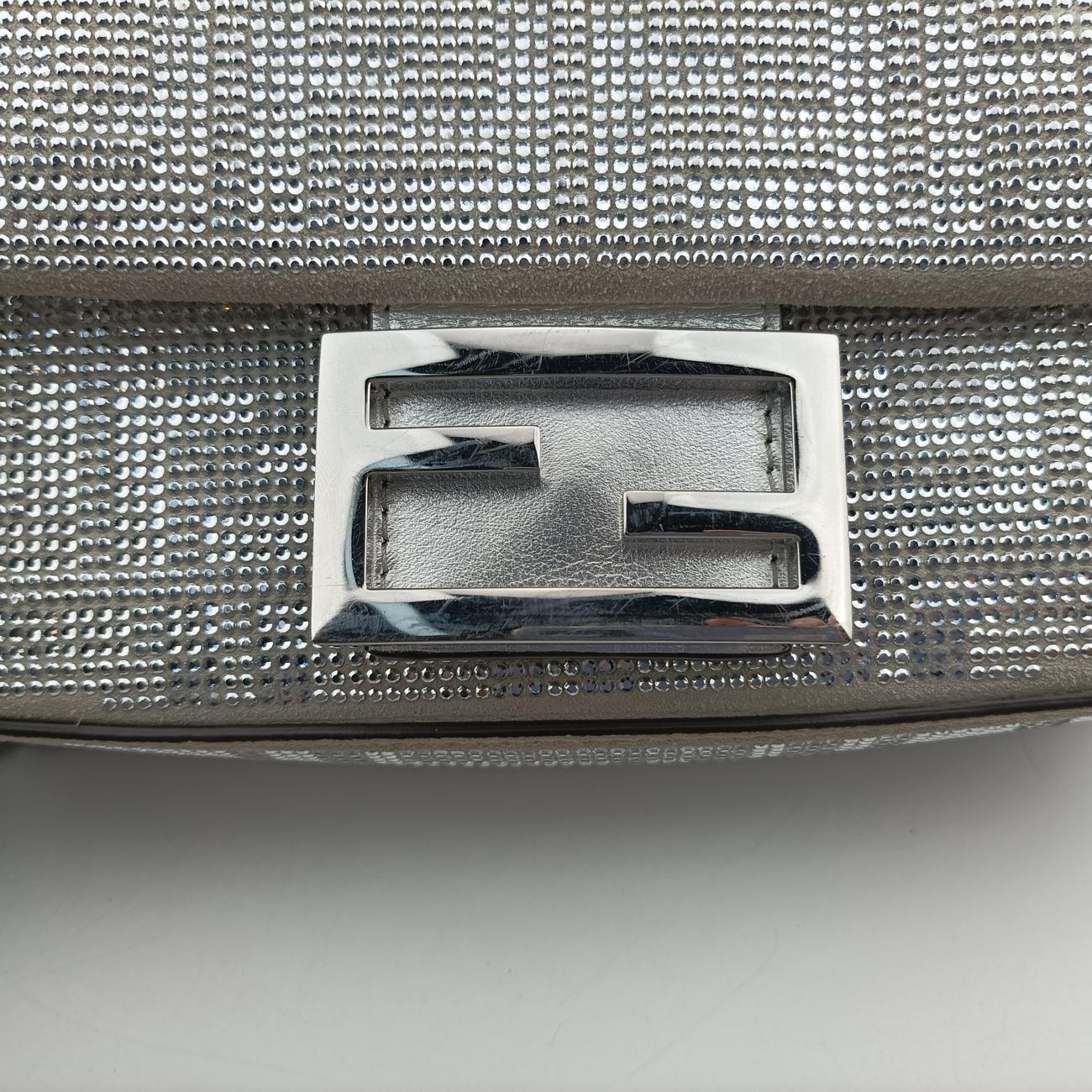 Pre-owned Fendi BAGUETTE Grey leather 8BS017 shoulderbag | stylenewstar