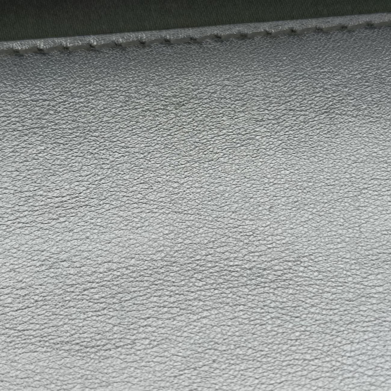 Pre-owned Fendi BAGUETTE Grey leather 8BS017 shoulderbag | stylenewstar