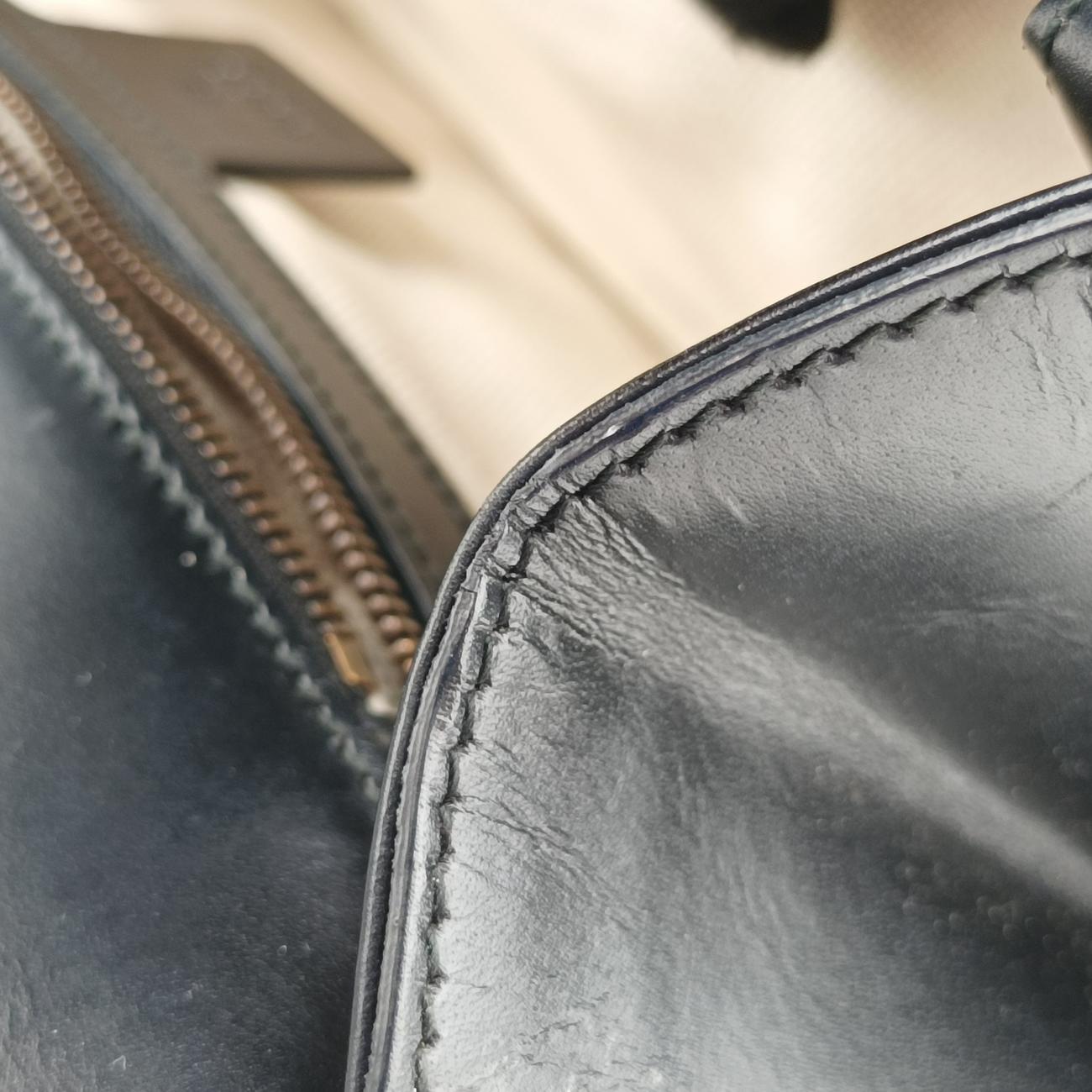 Vintage Gucci GG Marmont Black Leather 431777 shoulderbag | stylenewstar