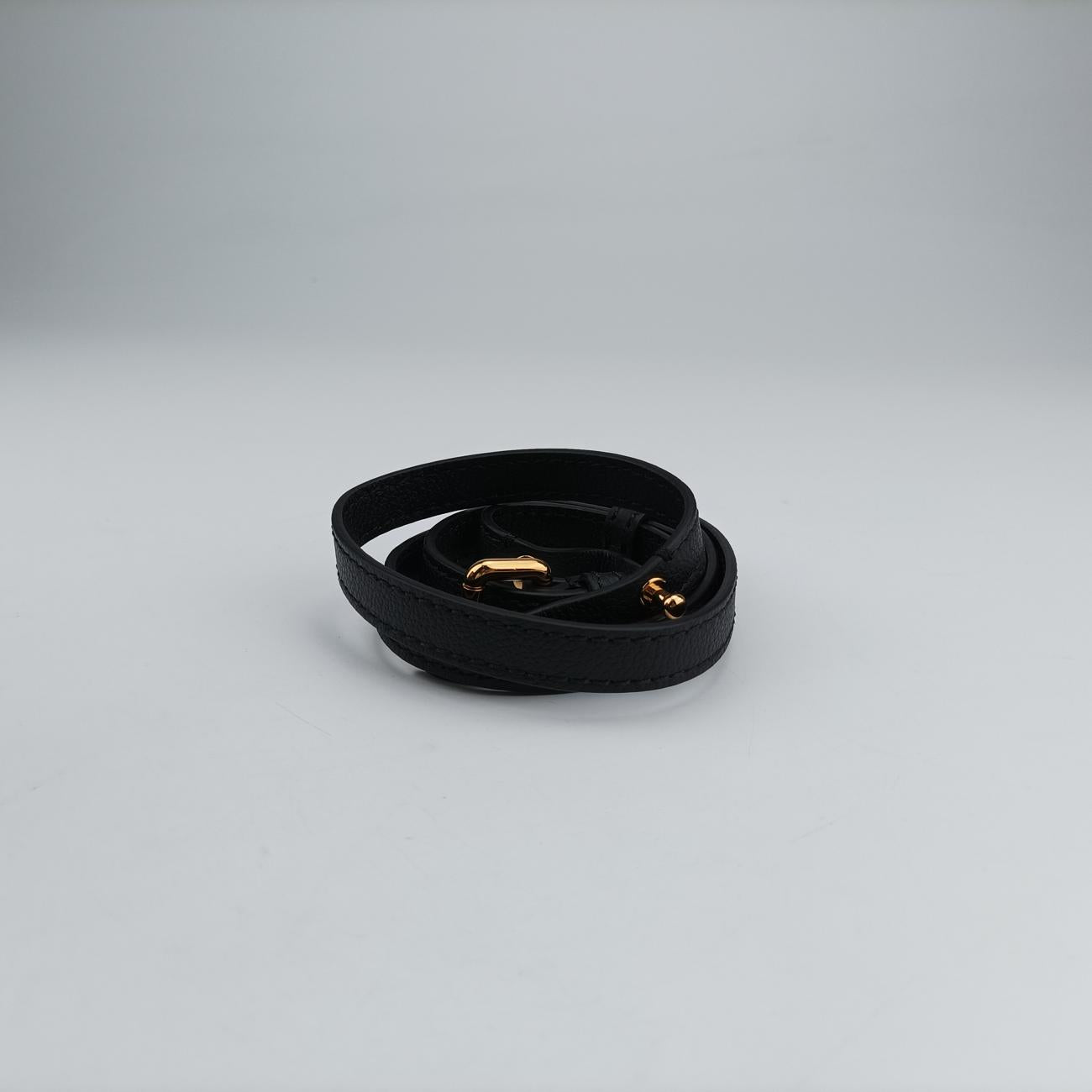 Pre-owned VERSACE medusa black leather  shoulderbag | stylenewstar