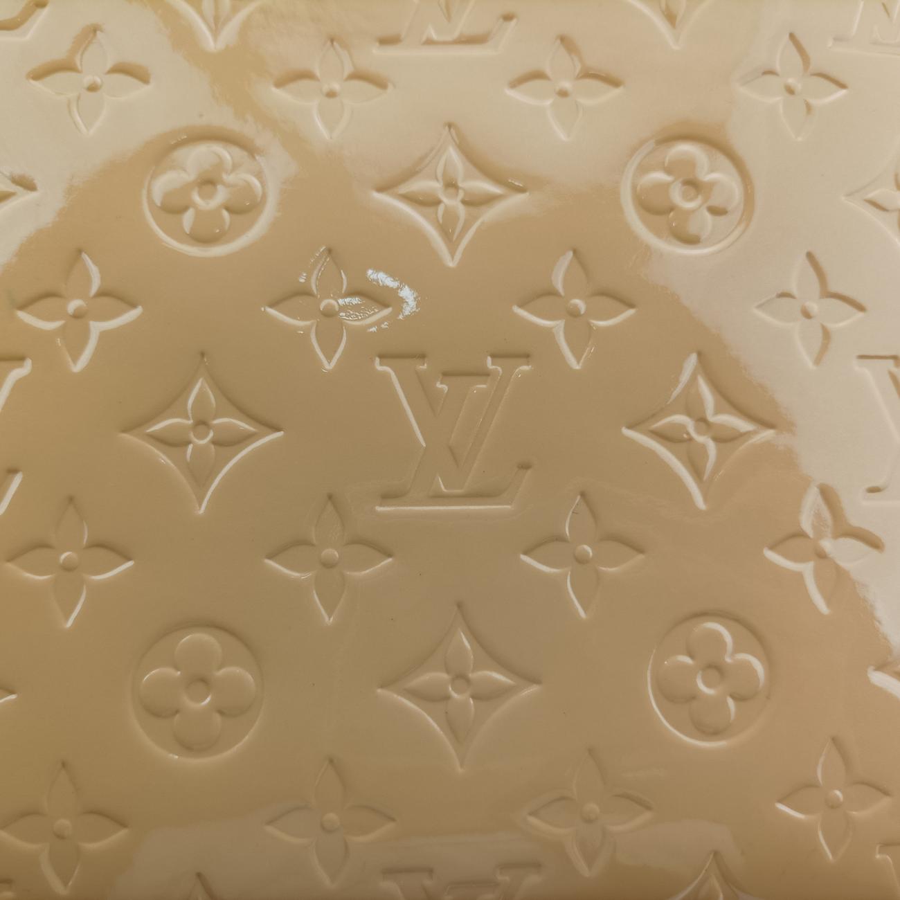 Pre-owned Louis Vuitton Montaigne MM Yellow Vernis M50169 shoulderbag | stylenewstar