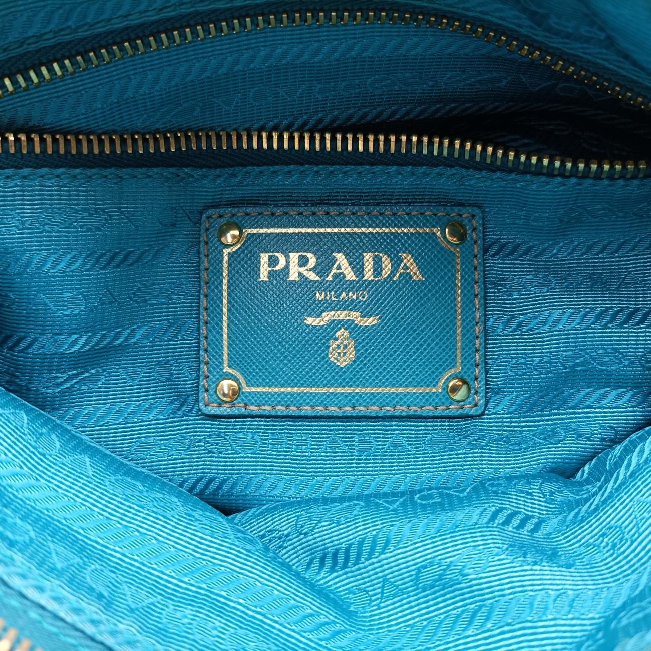 Pre-owned Prada buckle messenger Blue Nylon  shoulderbag | stylenewstar