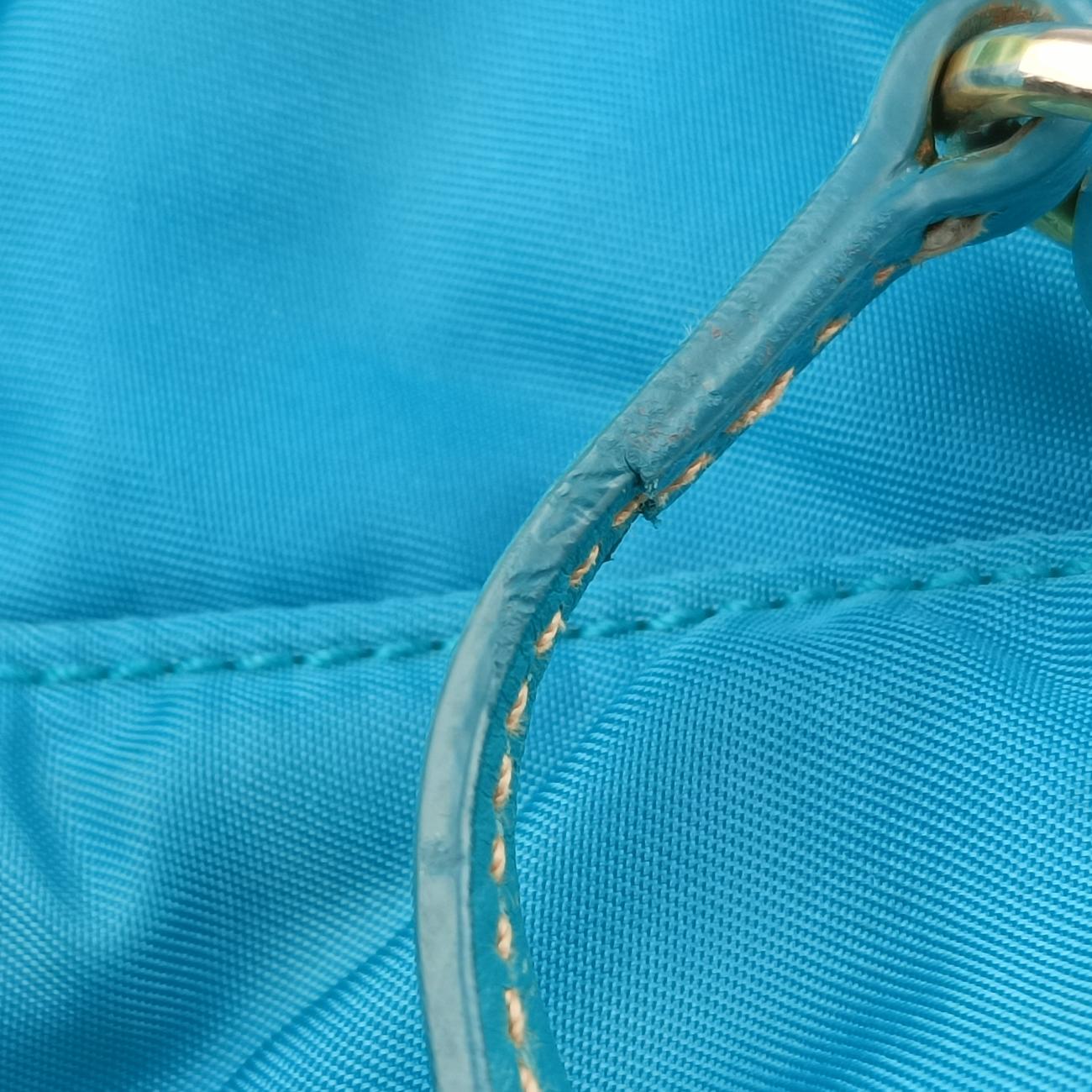 Pre-owned Prada buckle messenger Blue Nylon  shoulderbag | stylenewstar