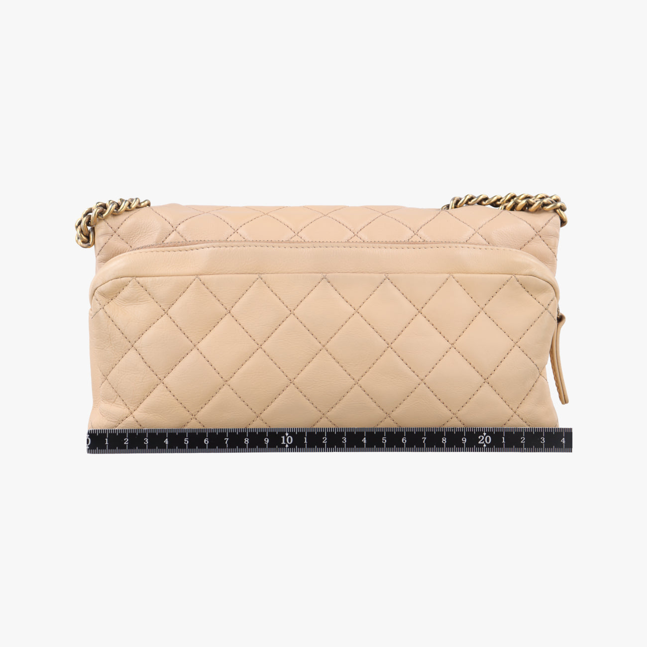 Pre-owned Chanel CC Logo Matelasse Urban Day Flap Beige Leather A67488 shoulderbag | stylenewstar