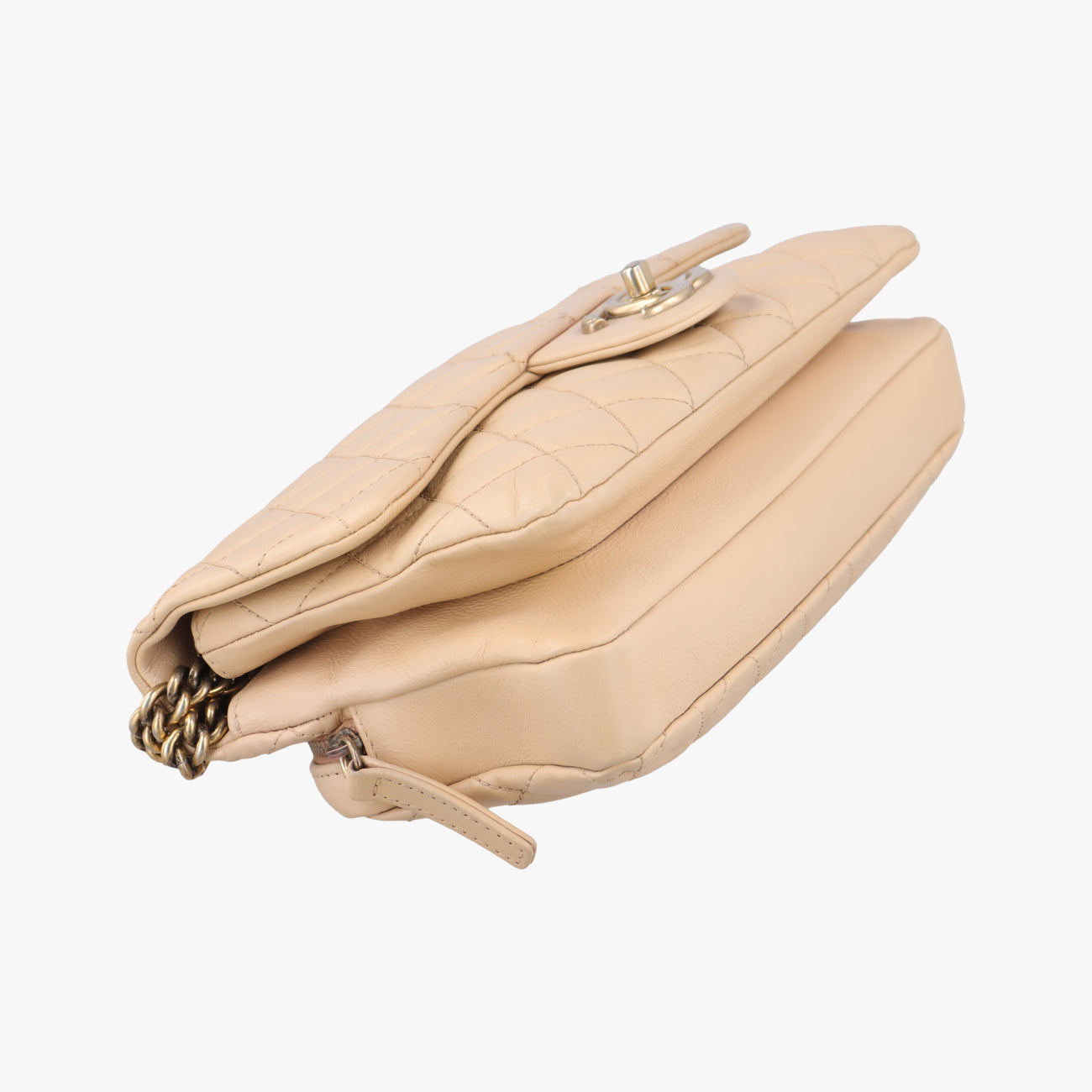 Pre-owned Chanel CC Logo Matelasse Urban Day Flap Beige Leather A67488 shoulderbag | stylenewstar