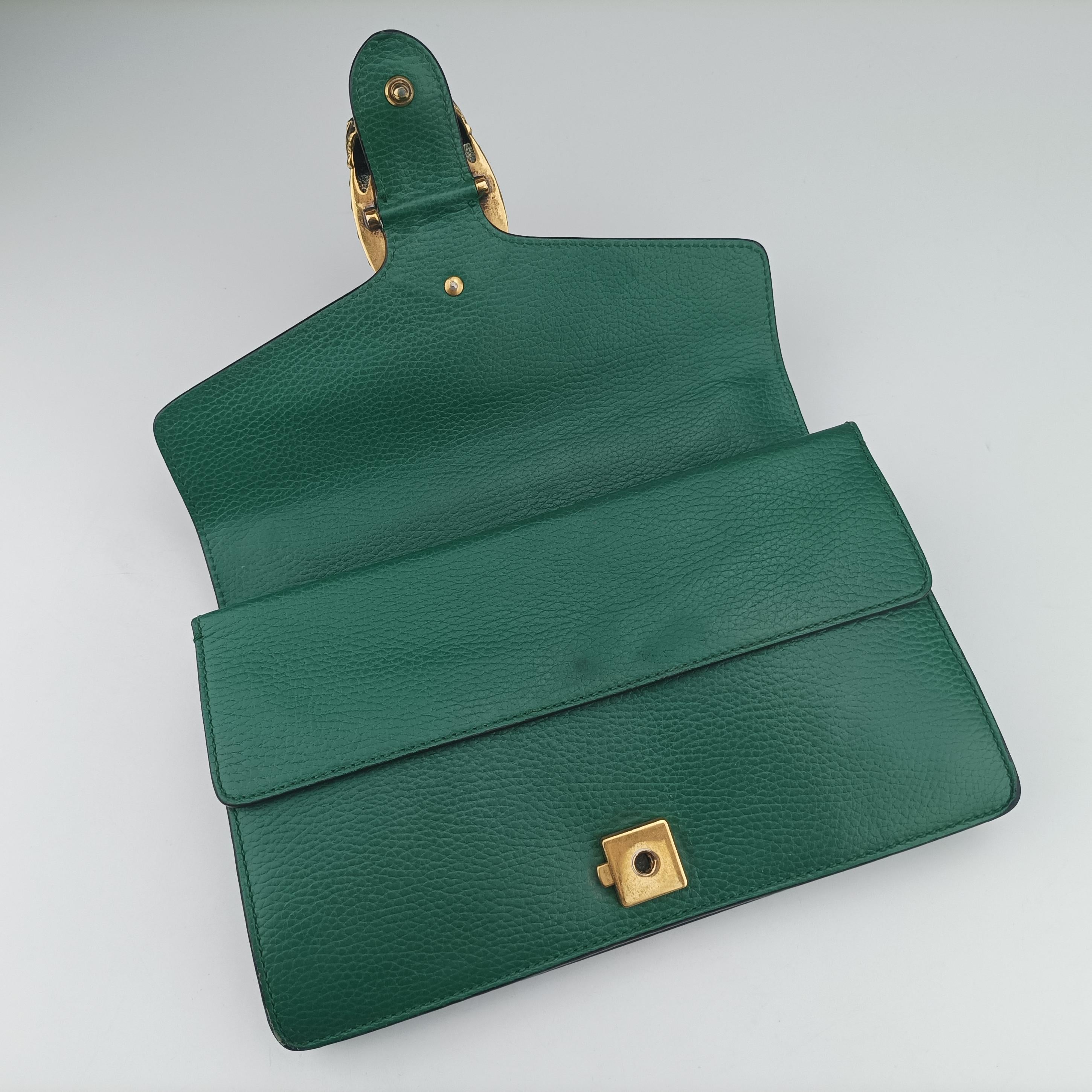 Pre-owned Gucci Dionysus Green Leather 400249 shoulderbag | stylenewstar